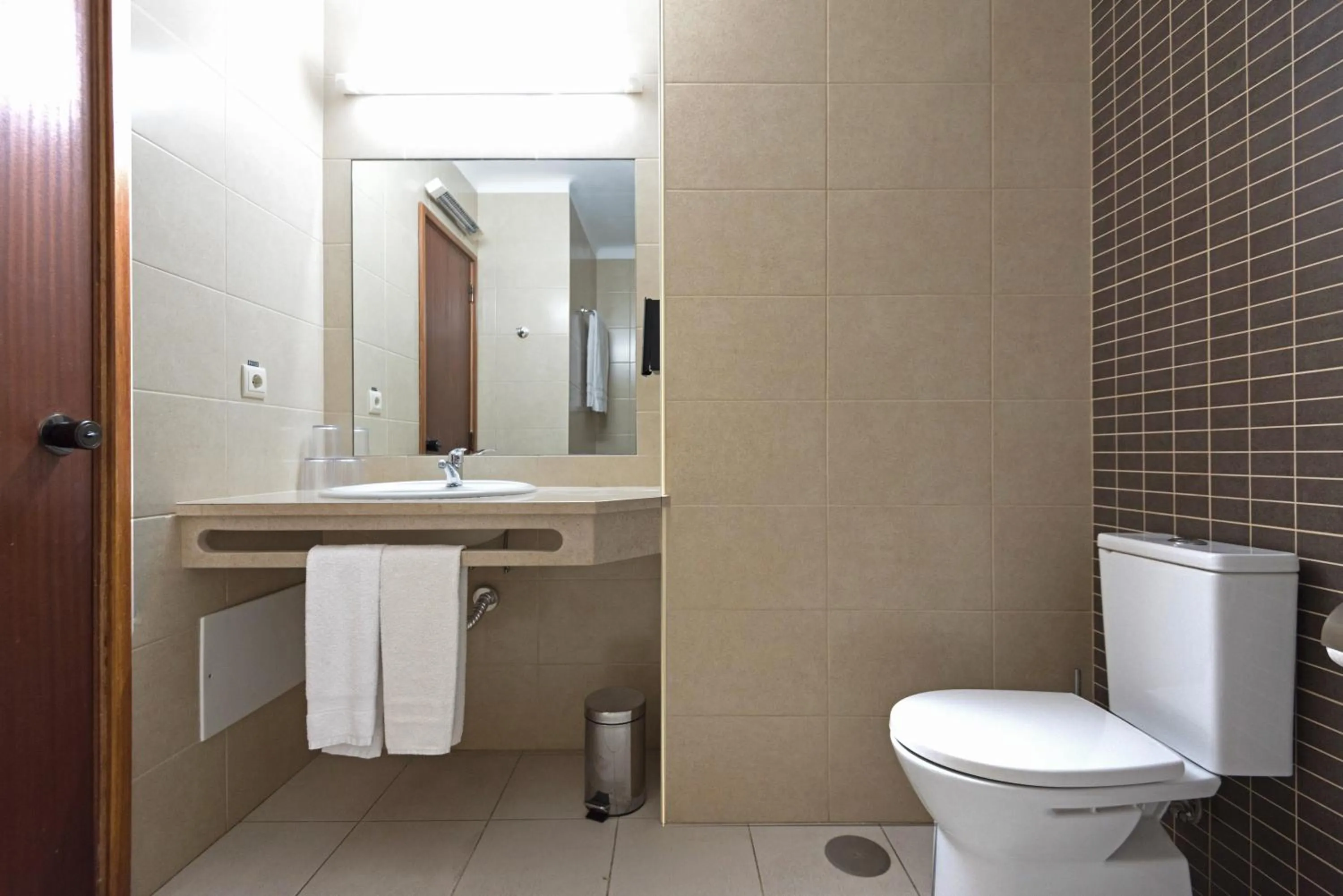 Bathroom in Bellavista Avenida By BeGuest