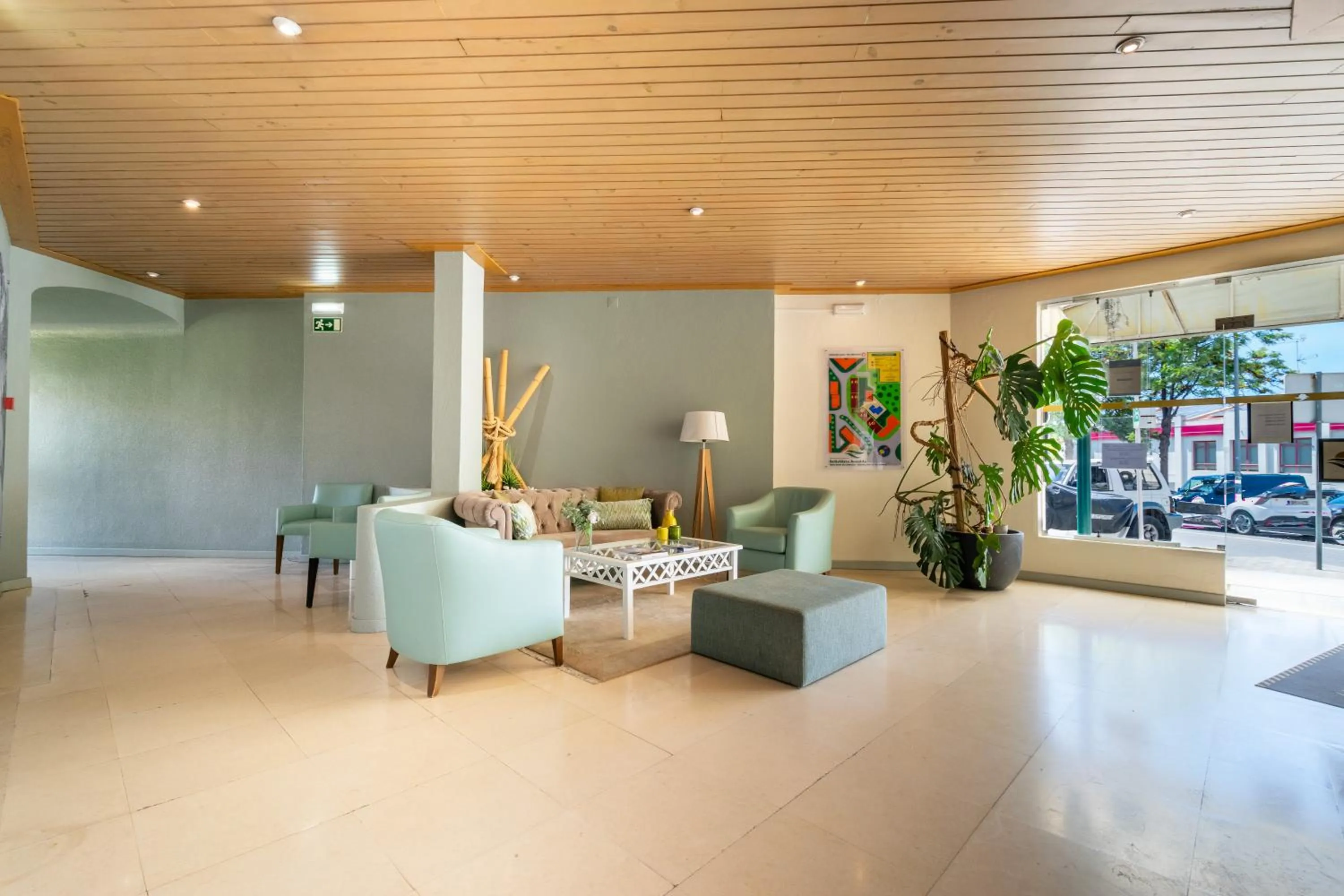 Lobby or reception in Bellavista Avenida By BeGuest