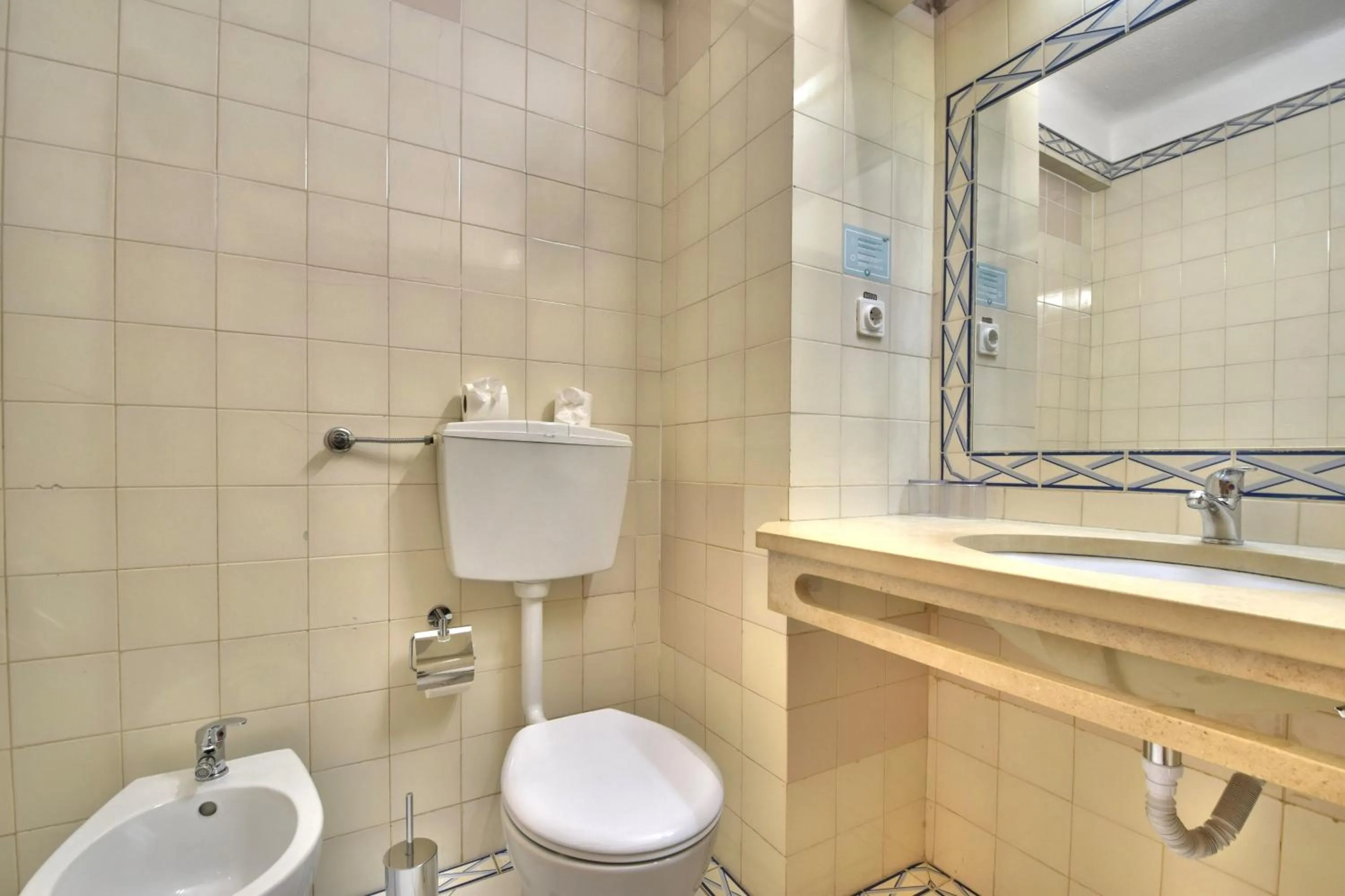 Bathroom in Bellavista Avenida By BeGuest