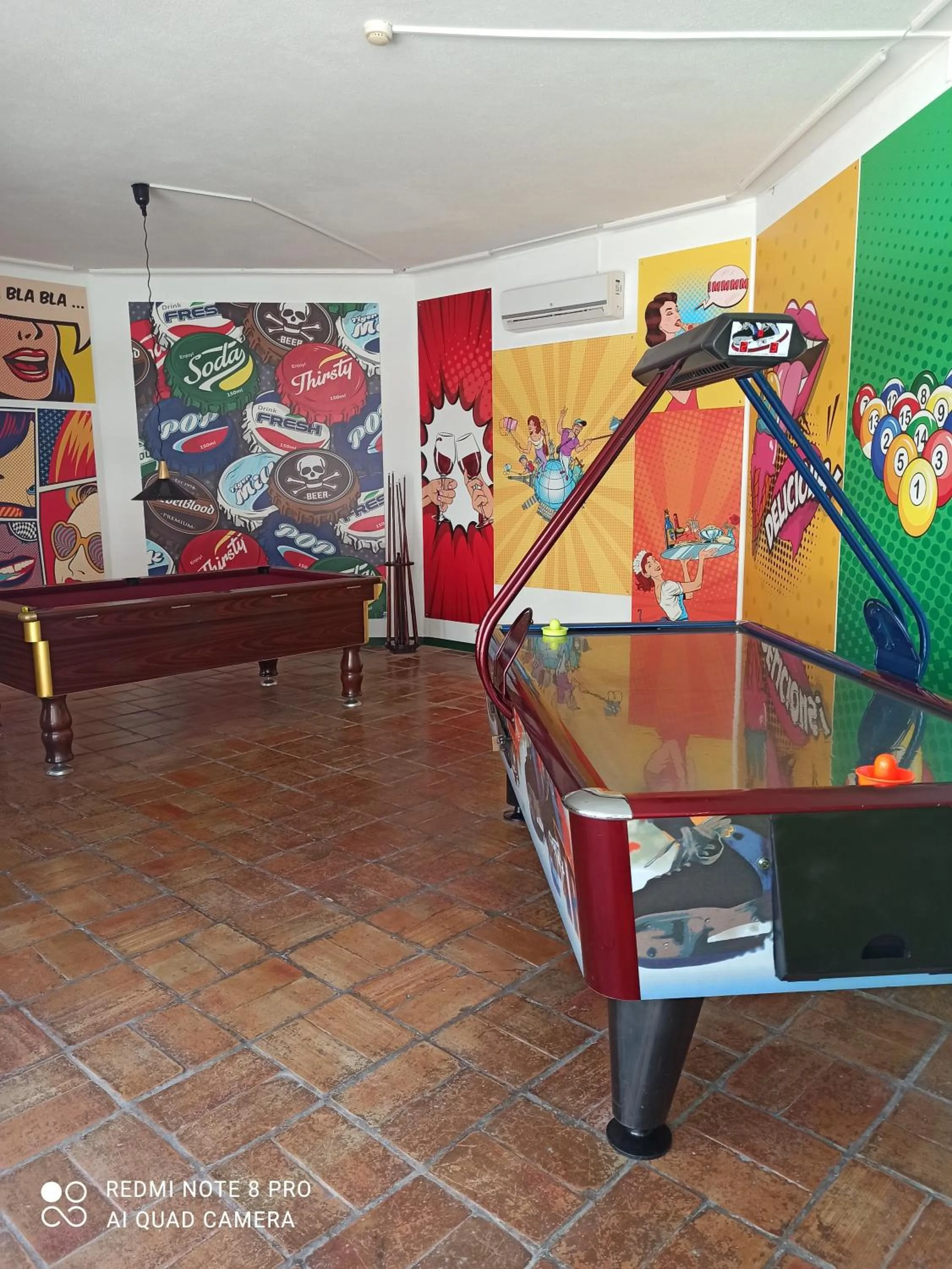 Game Room in Bellavista Avenida By BeGuest