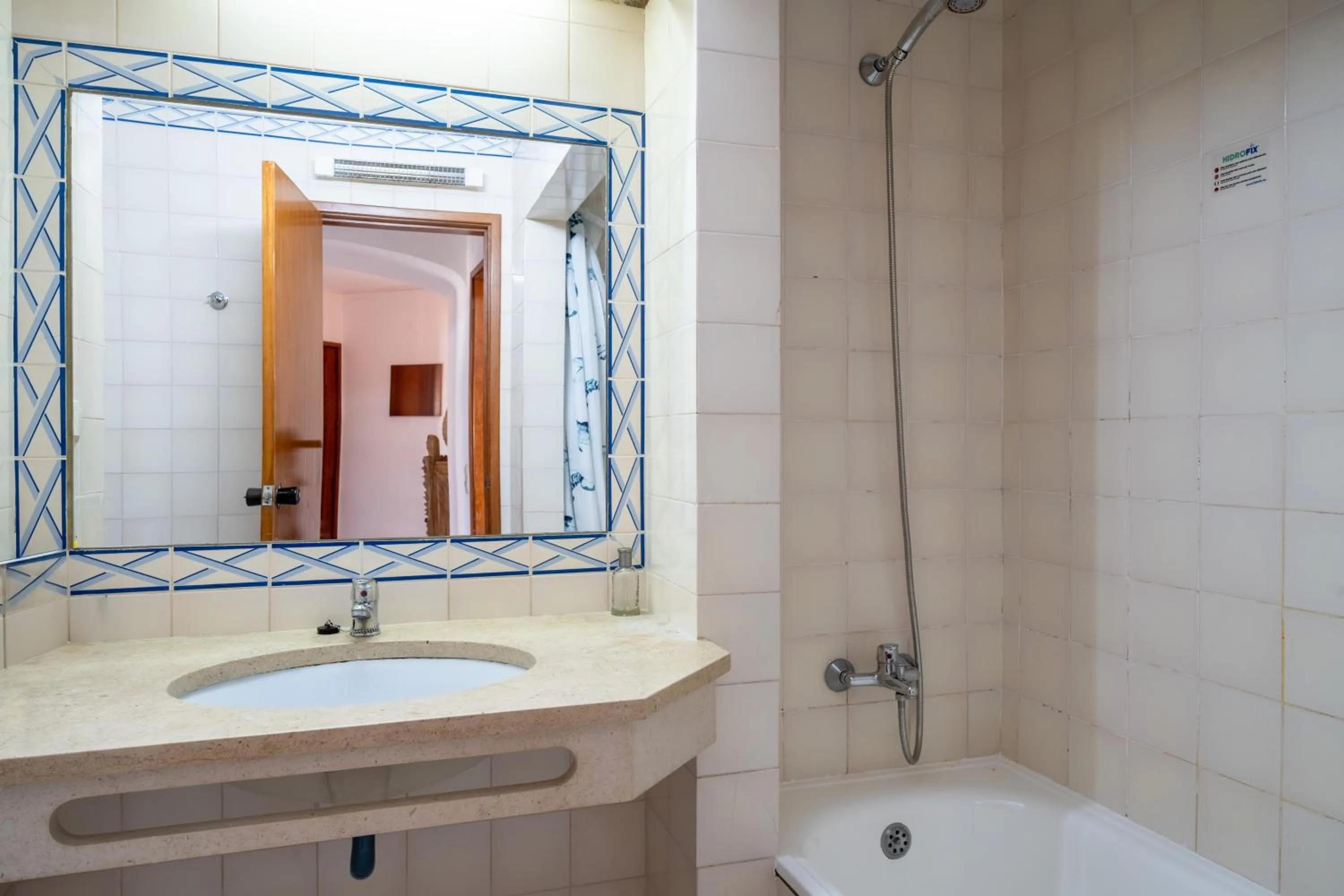 Bathroom in Bellavista Avenida By BeGuest