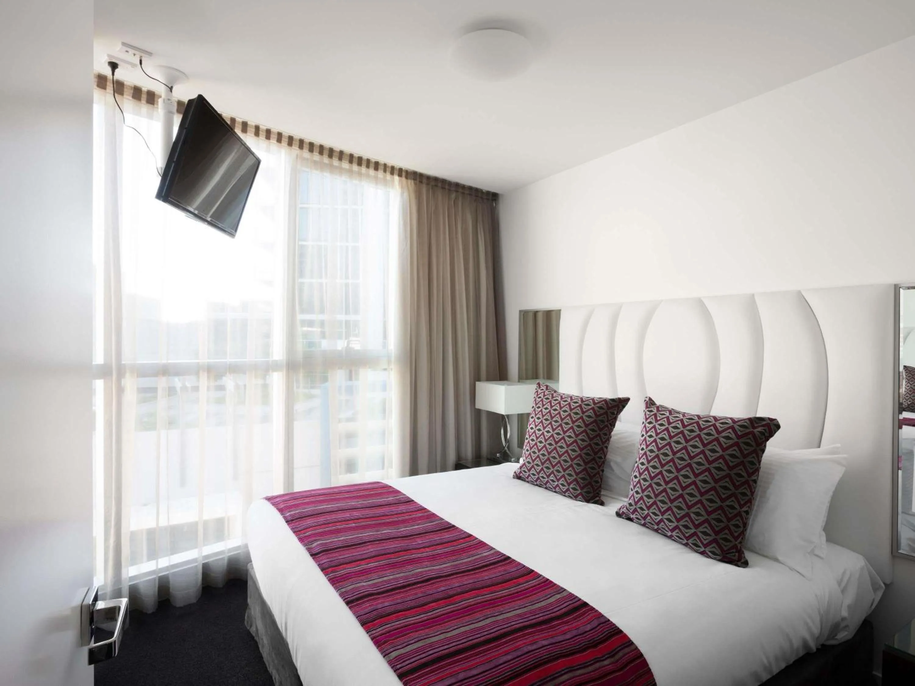 Bedroom, Bed in The Sebel Melbourne Docklands Hotel