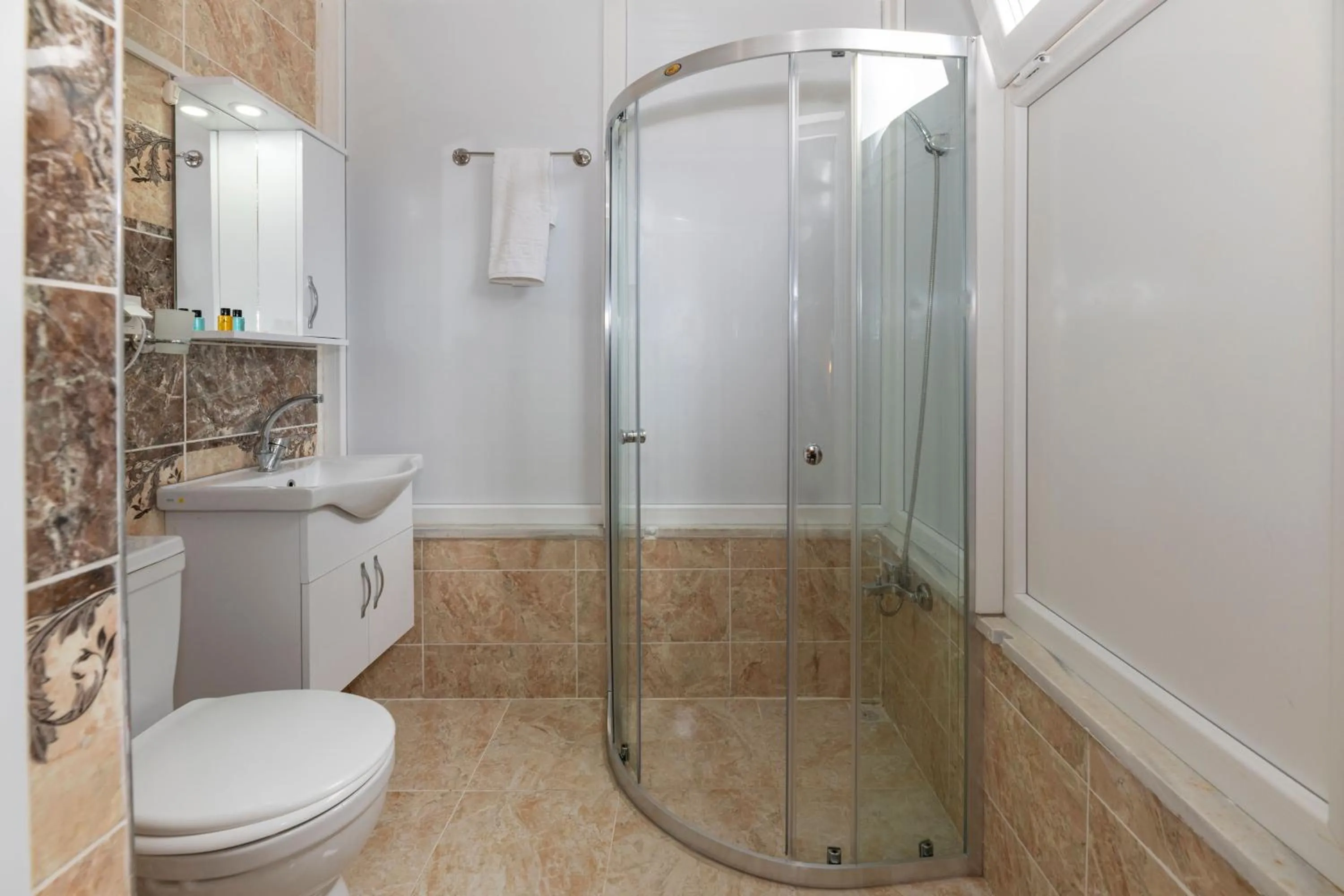 Bathroom in Golden Flower Pansiyon