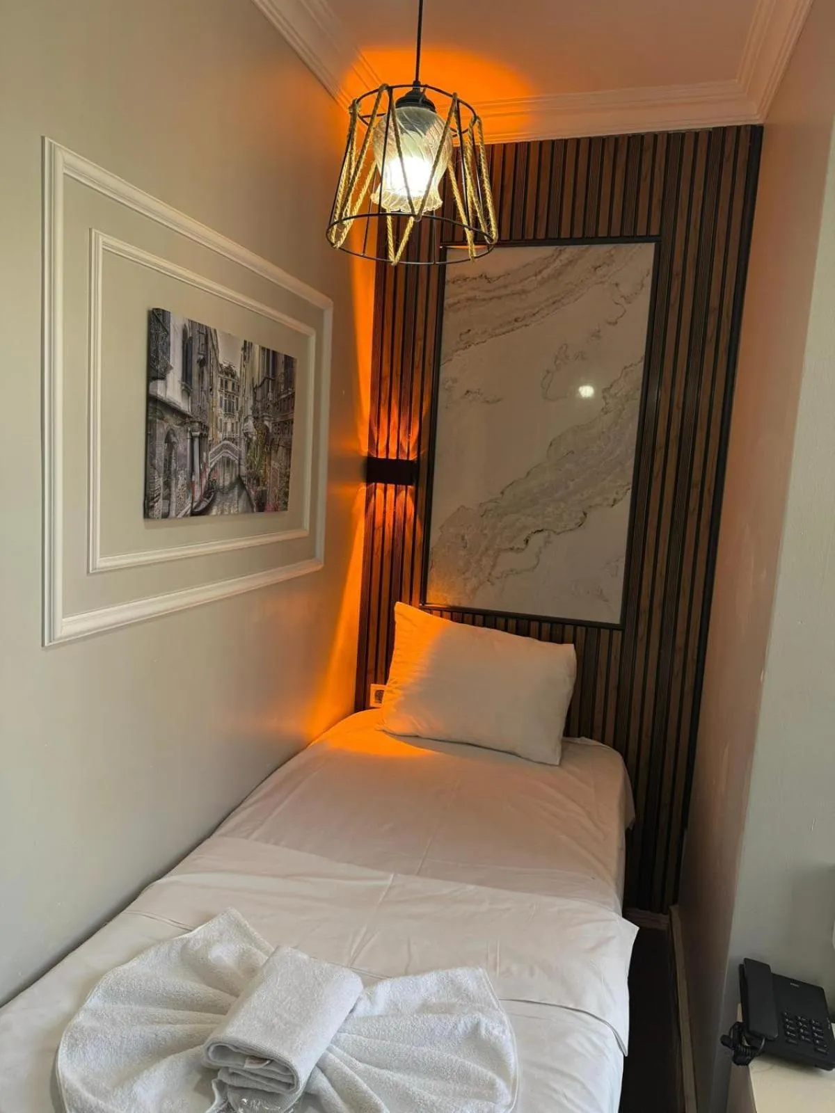 Bed in Avrupa Palace Hotel