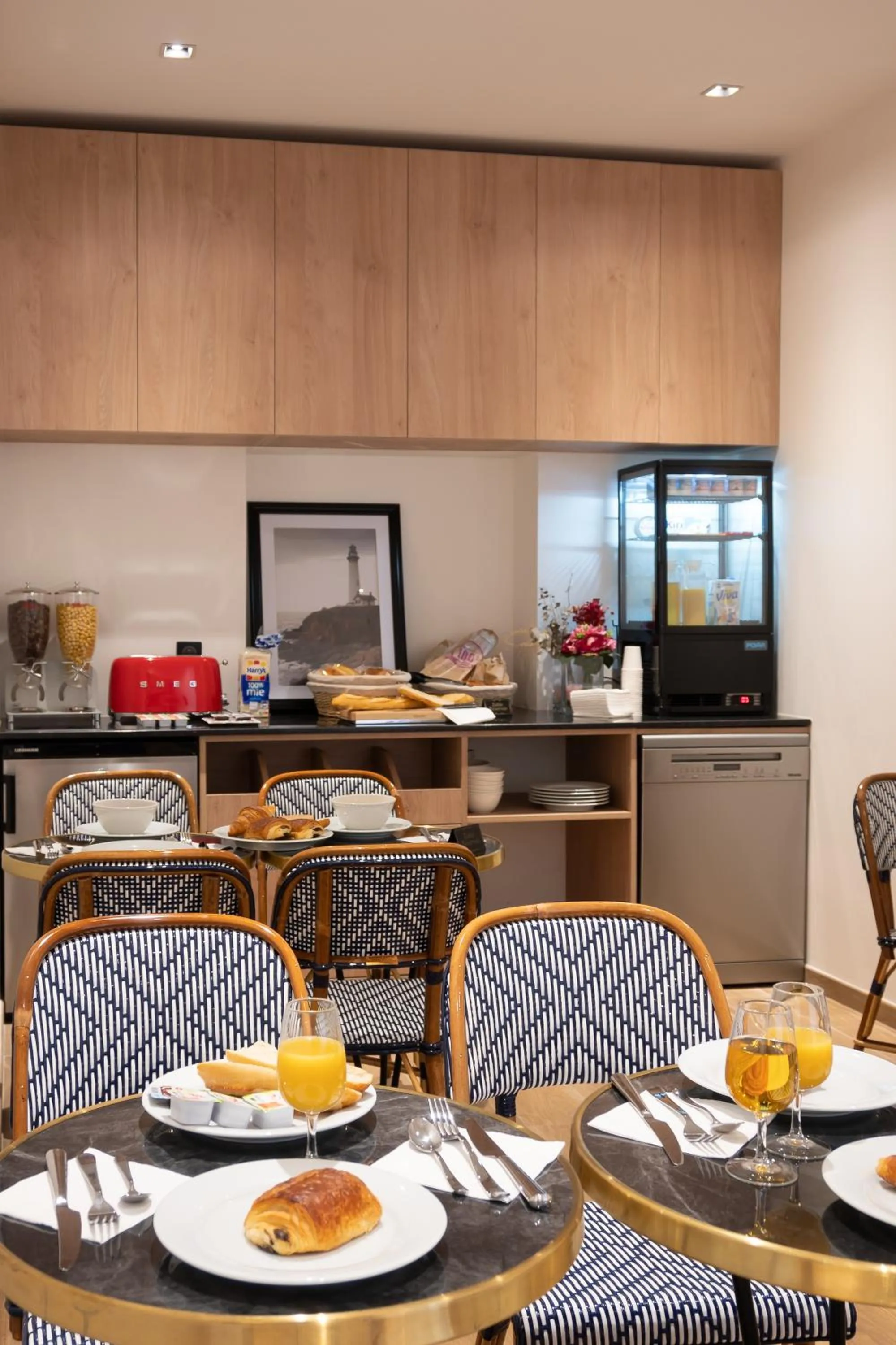 HOTEL AU COEUR DE REPUBLIQUE