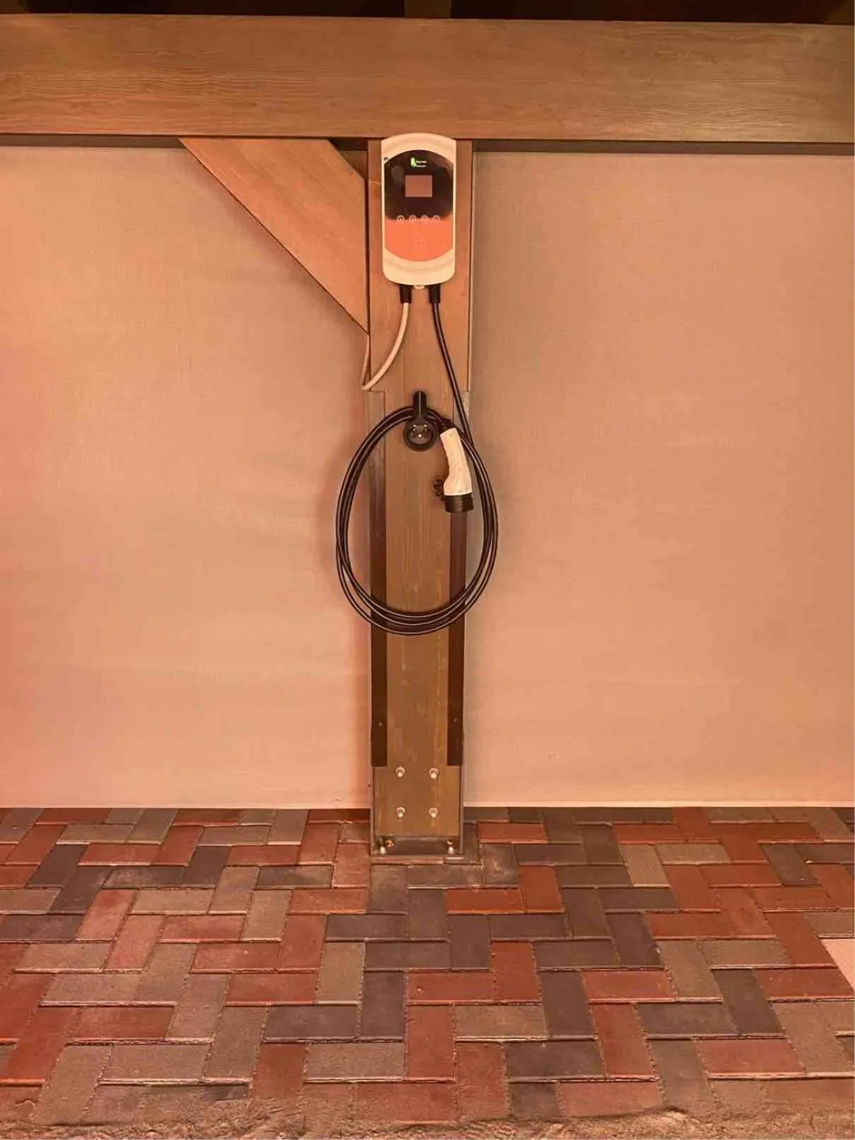 Property building in Altrentatre