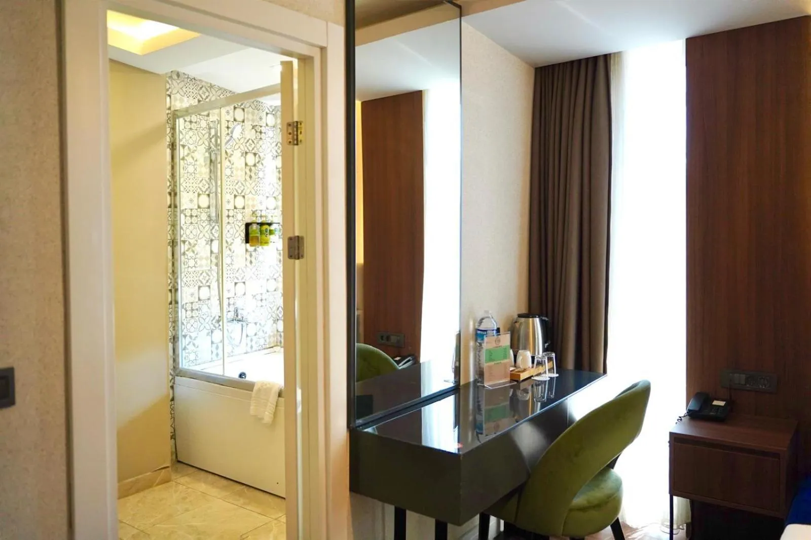 Bedroom in Union Hotel Port