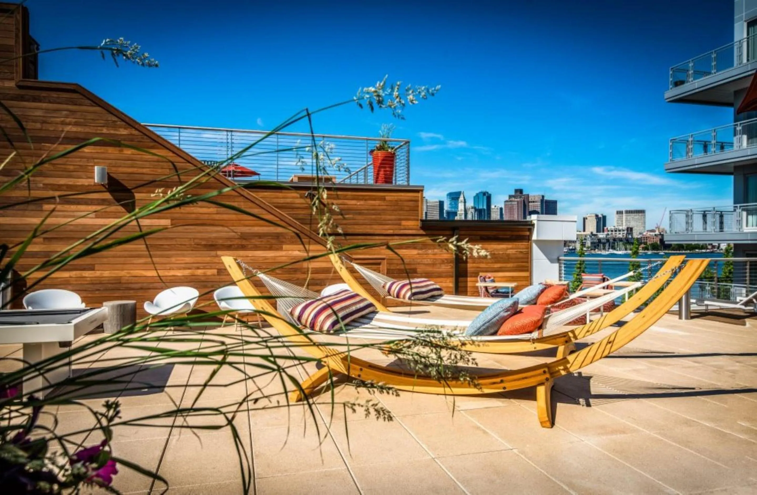 Balcony/Terrace in Global Luxury Suites East Boston