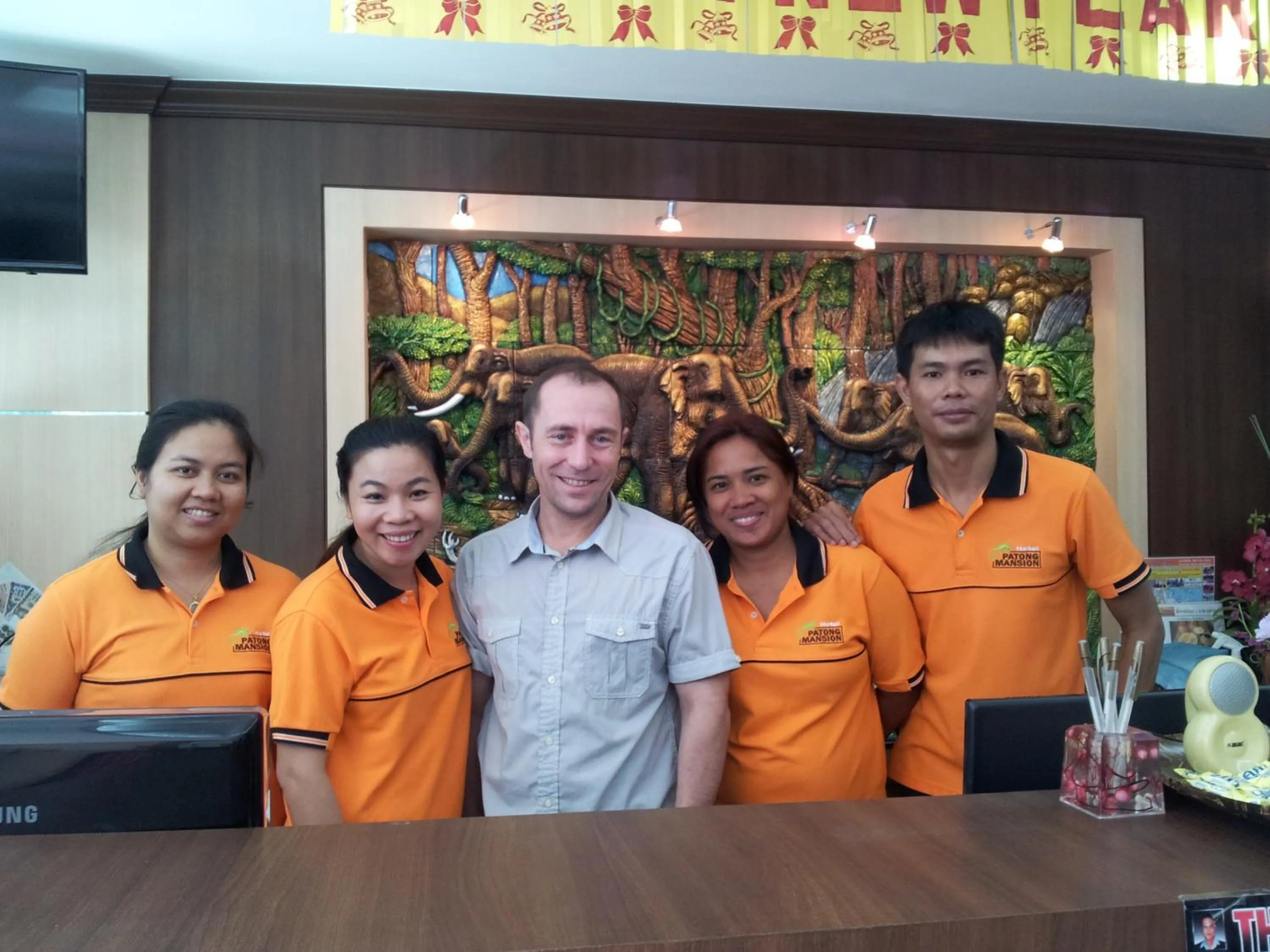 Staff in Patong Mansion - SHA Certified