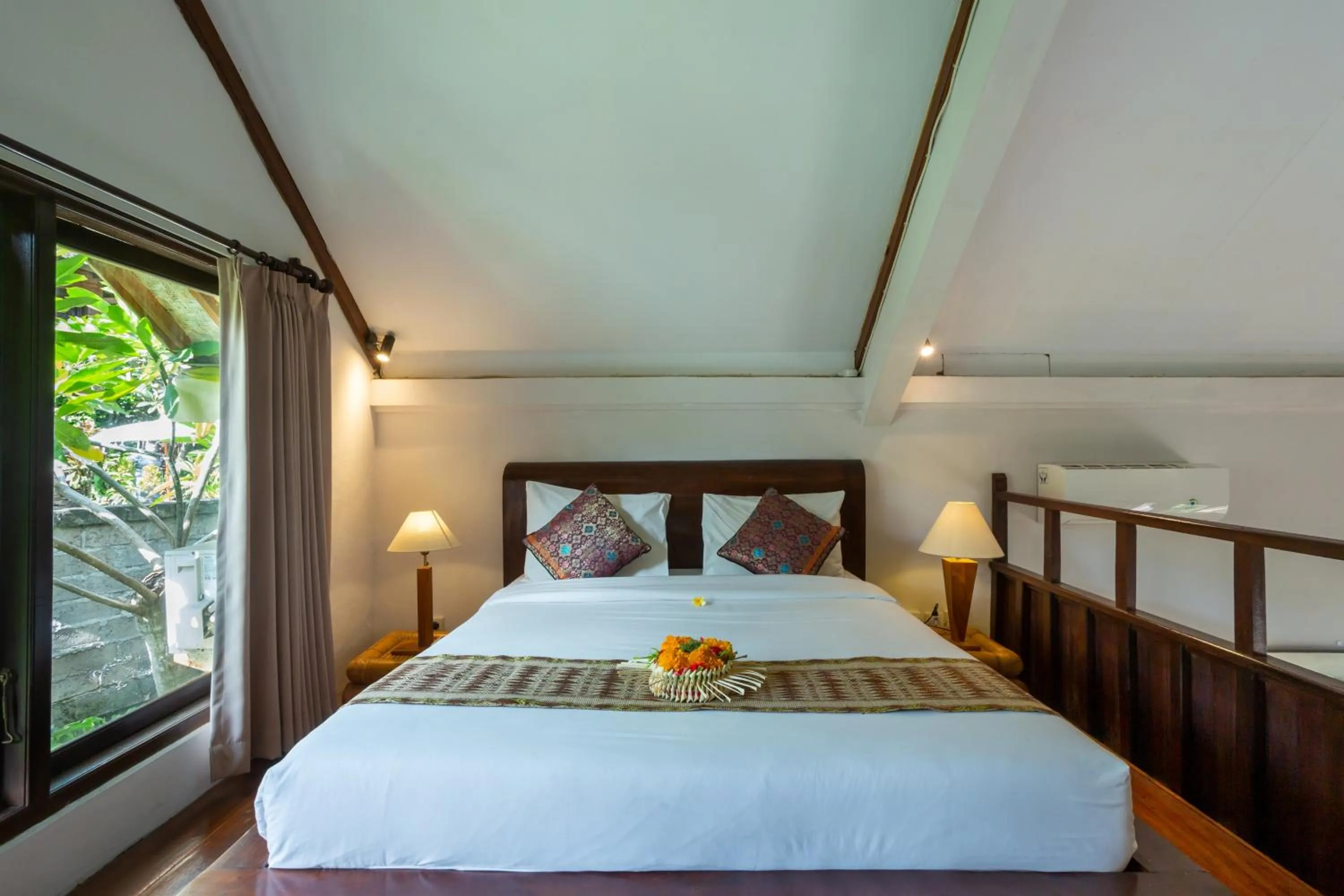 Bedroom, Bed in Rahayu Suites Monkey Forest Ubud