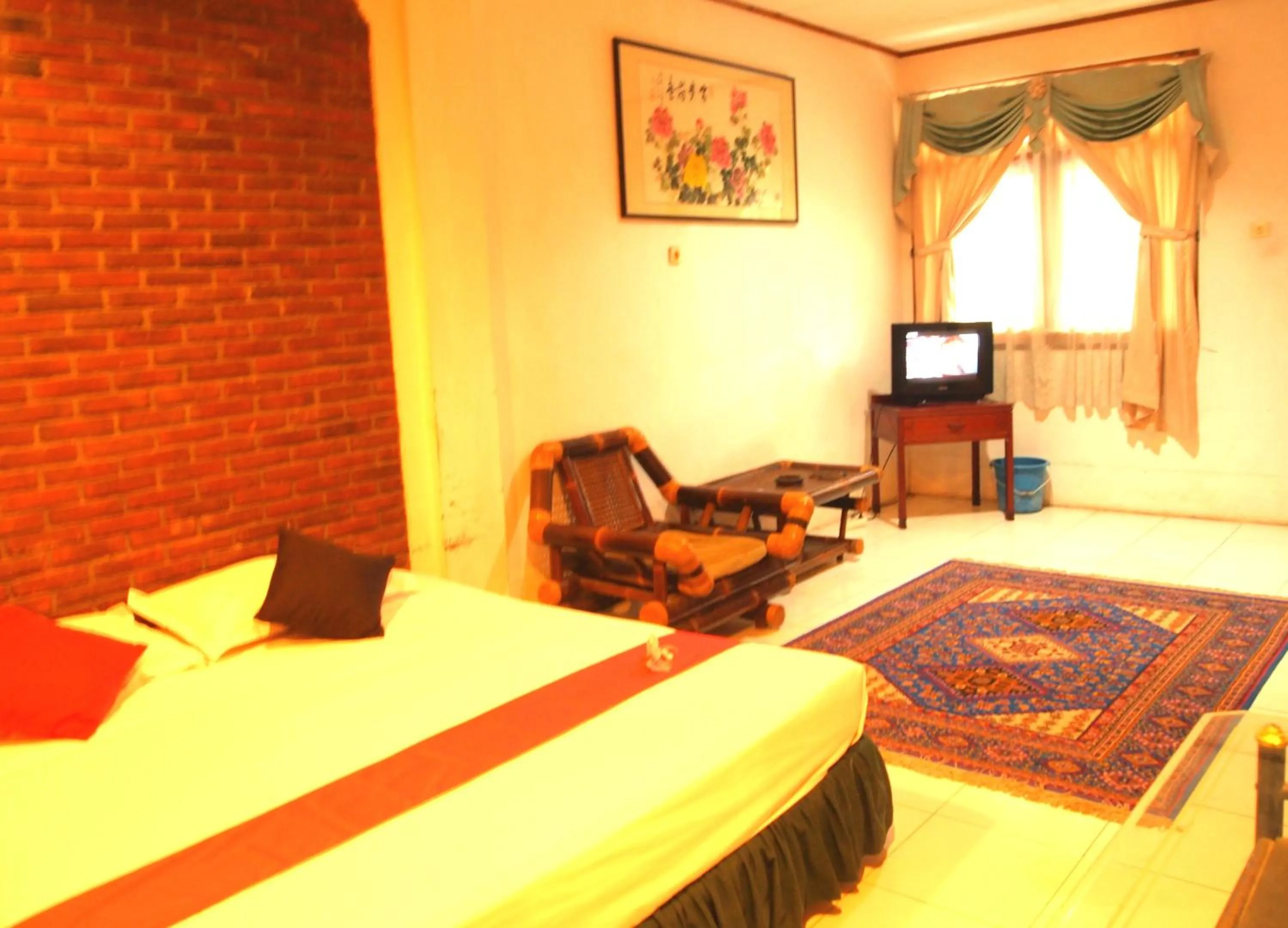 Photo of the whole room, Bed in Pasific Beach Cottages