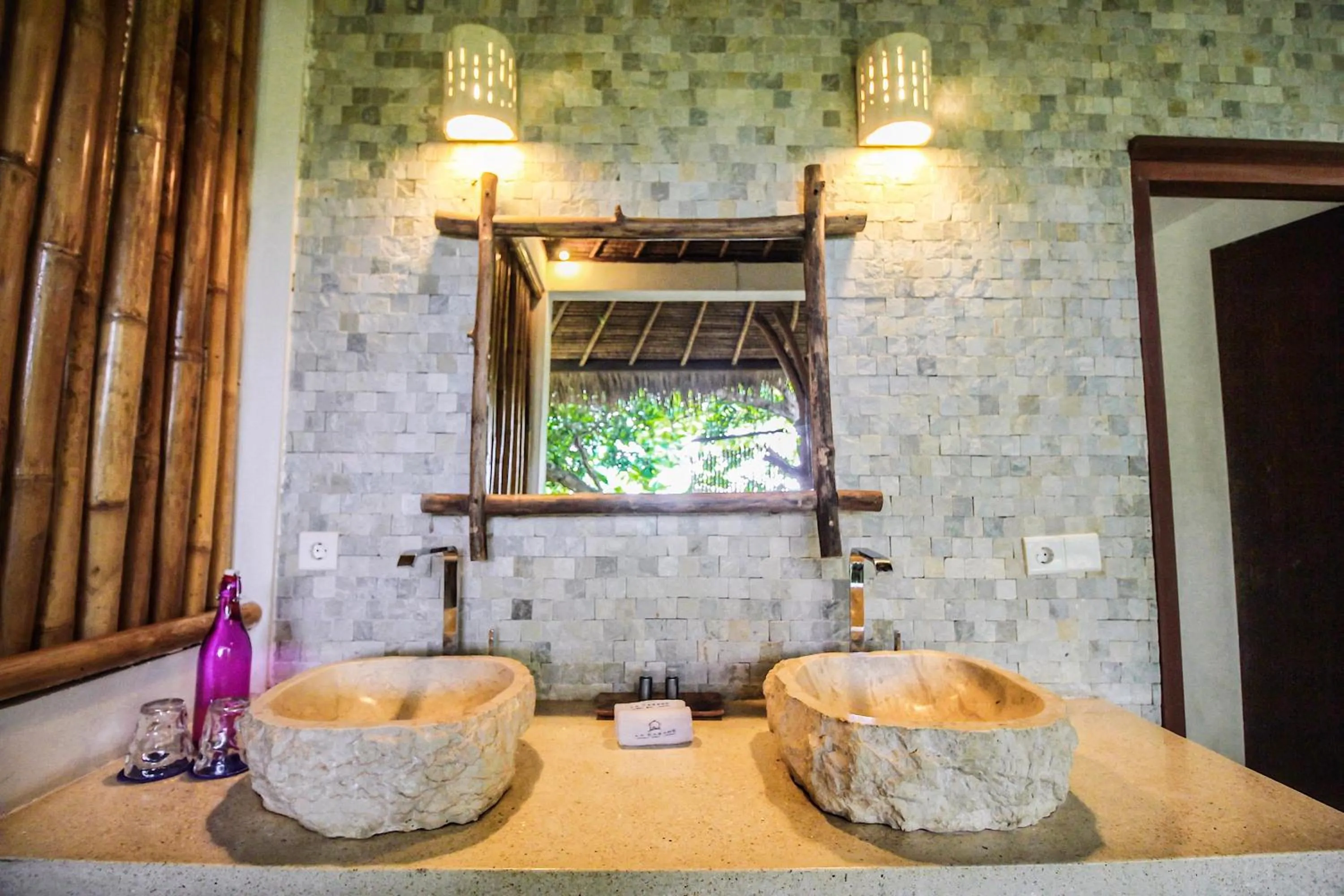 Property building in La Cabane