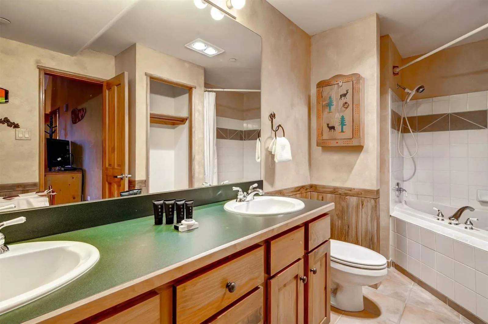 Property building in Black Bear Lodge 3 Bedroom Condo In River Run Village