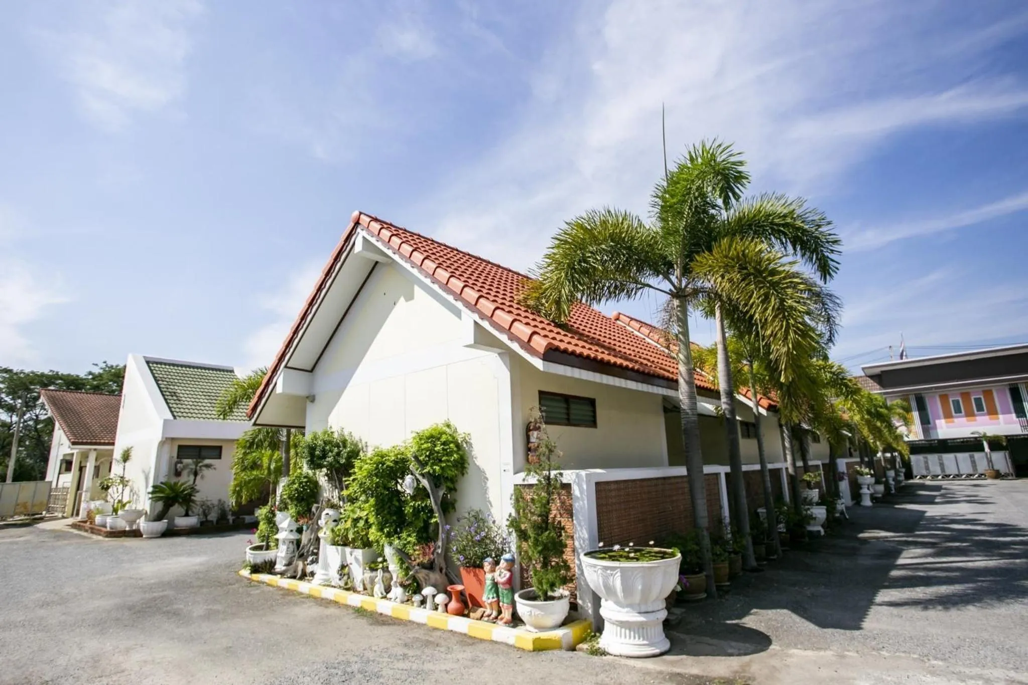 Property building in Bualuang HOTEL