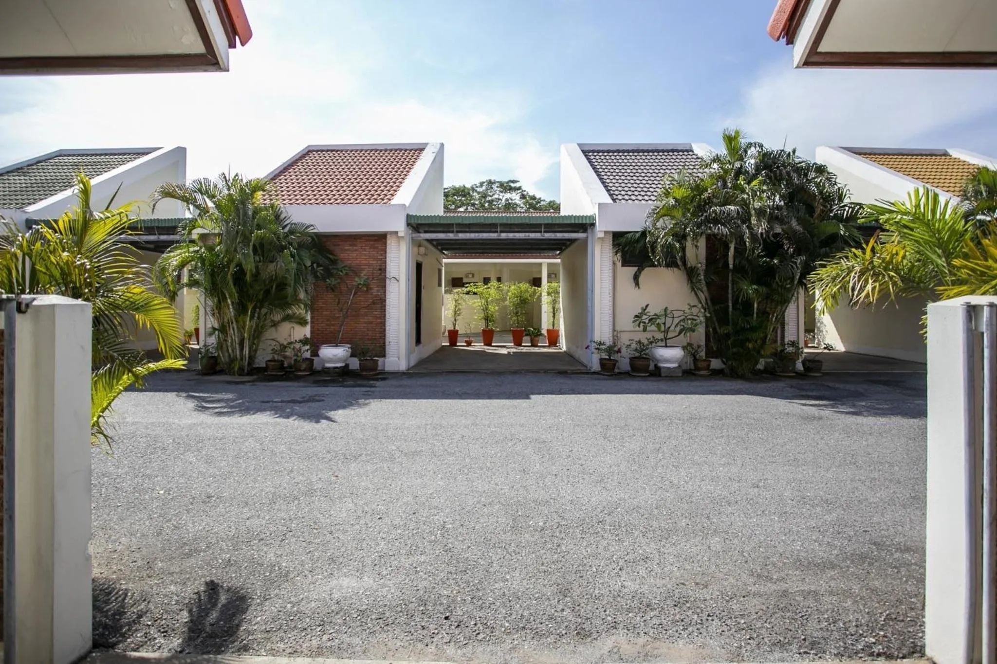 Property building in Bualuang HOTEL