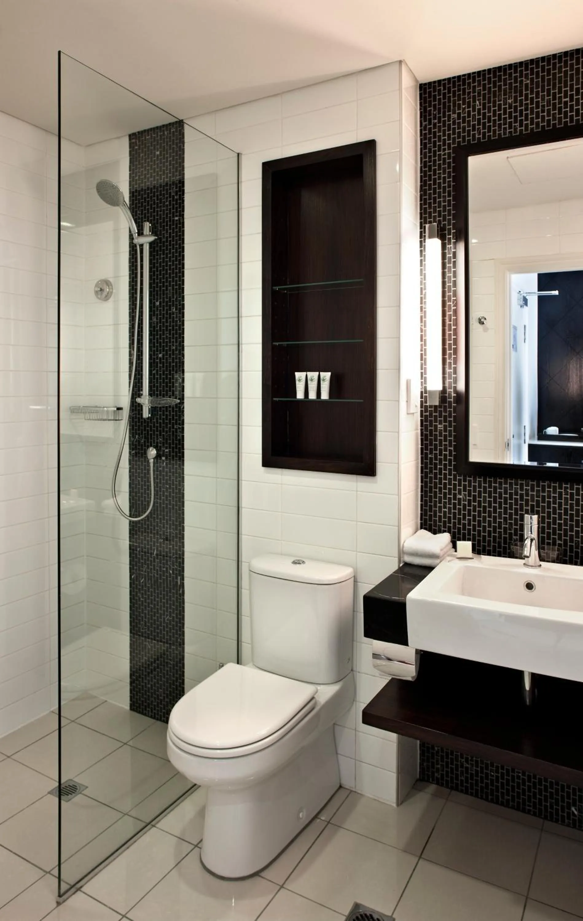 Shower in Grand Papua Hotel