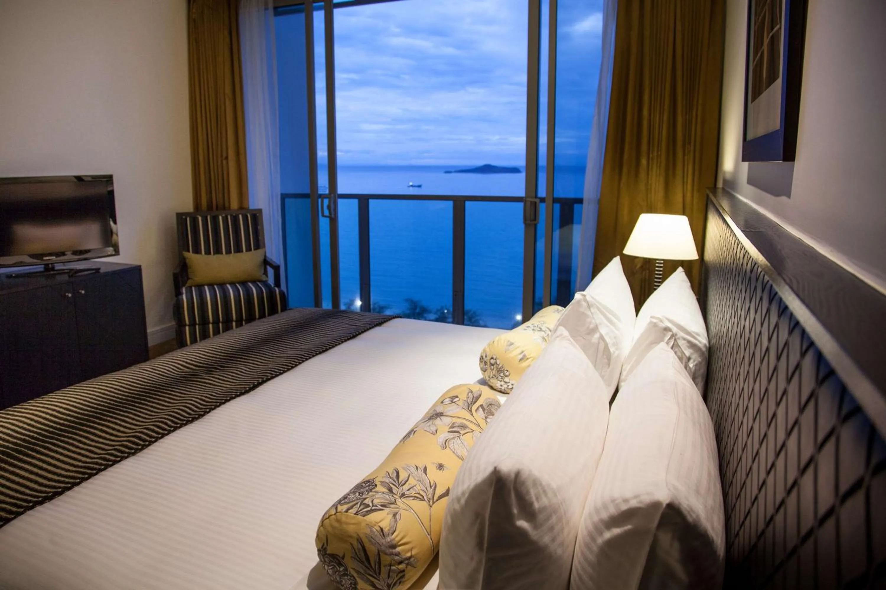 Bedroom in Grand Papua Hotel, a member of Radisson Individuals