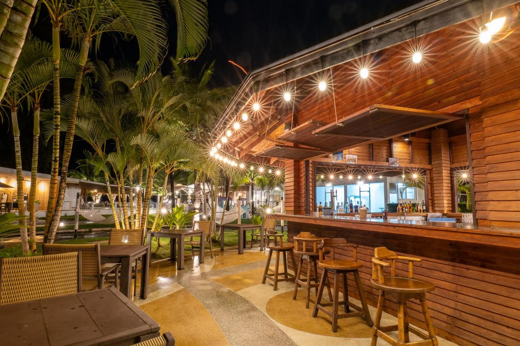 Restaurant/places to eat in Arinara Beach Resort Phuket - SHA Extra Plus