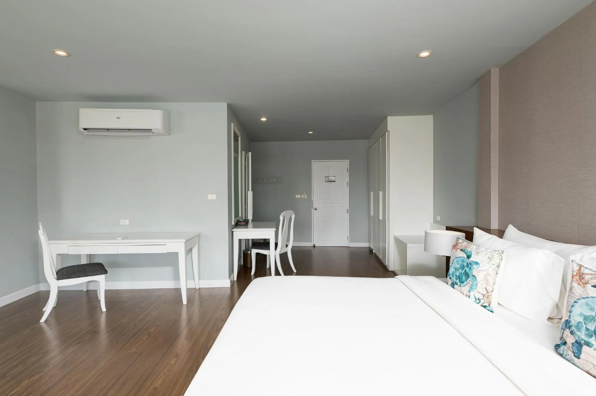 Photo of the whole room, Bed in Arinara Beach Resort Phuket - SHA Extra Plus