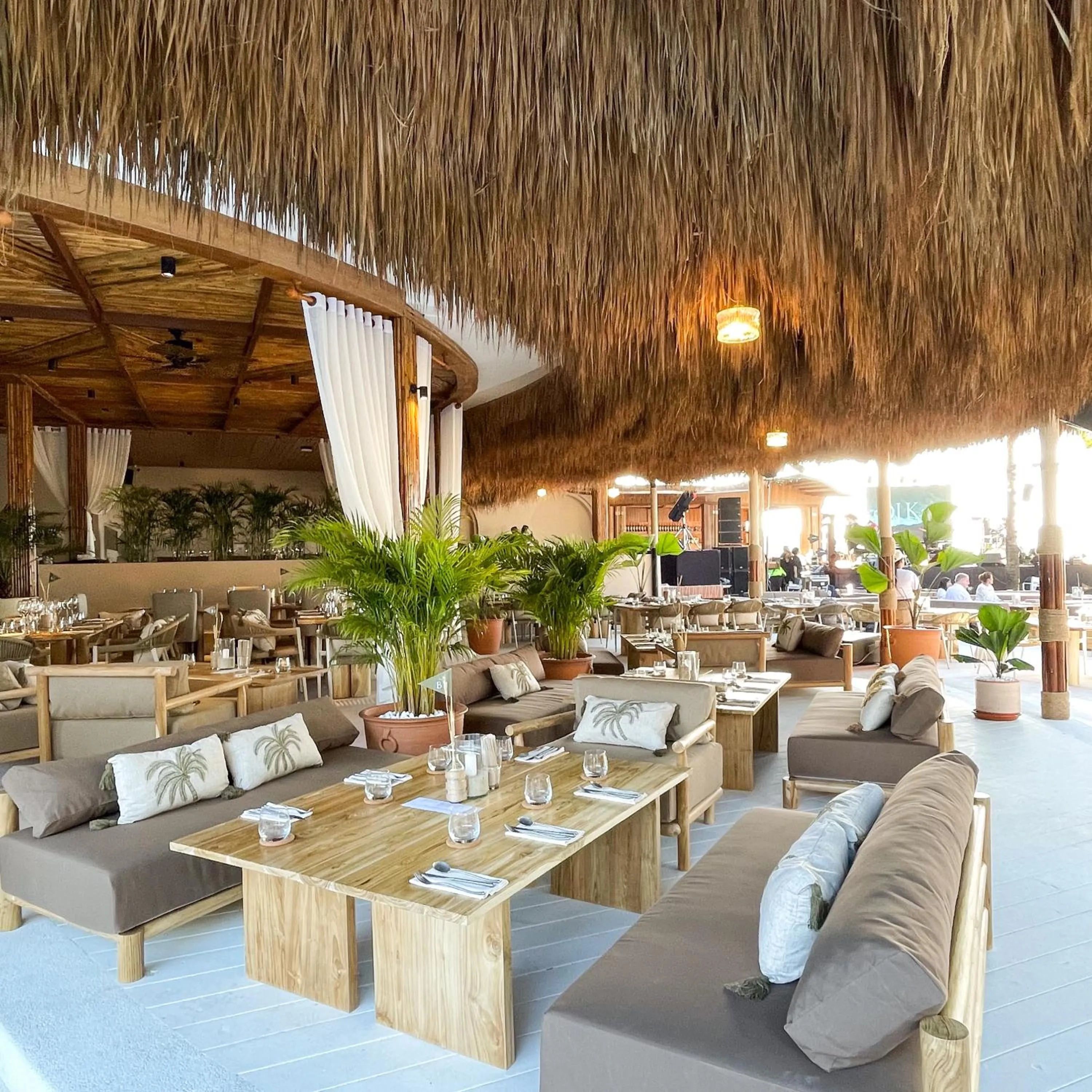 Restaurant/places to eat in Arinara Beach Resort Phuket - SHA Extra Plus