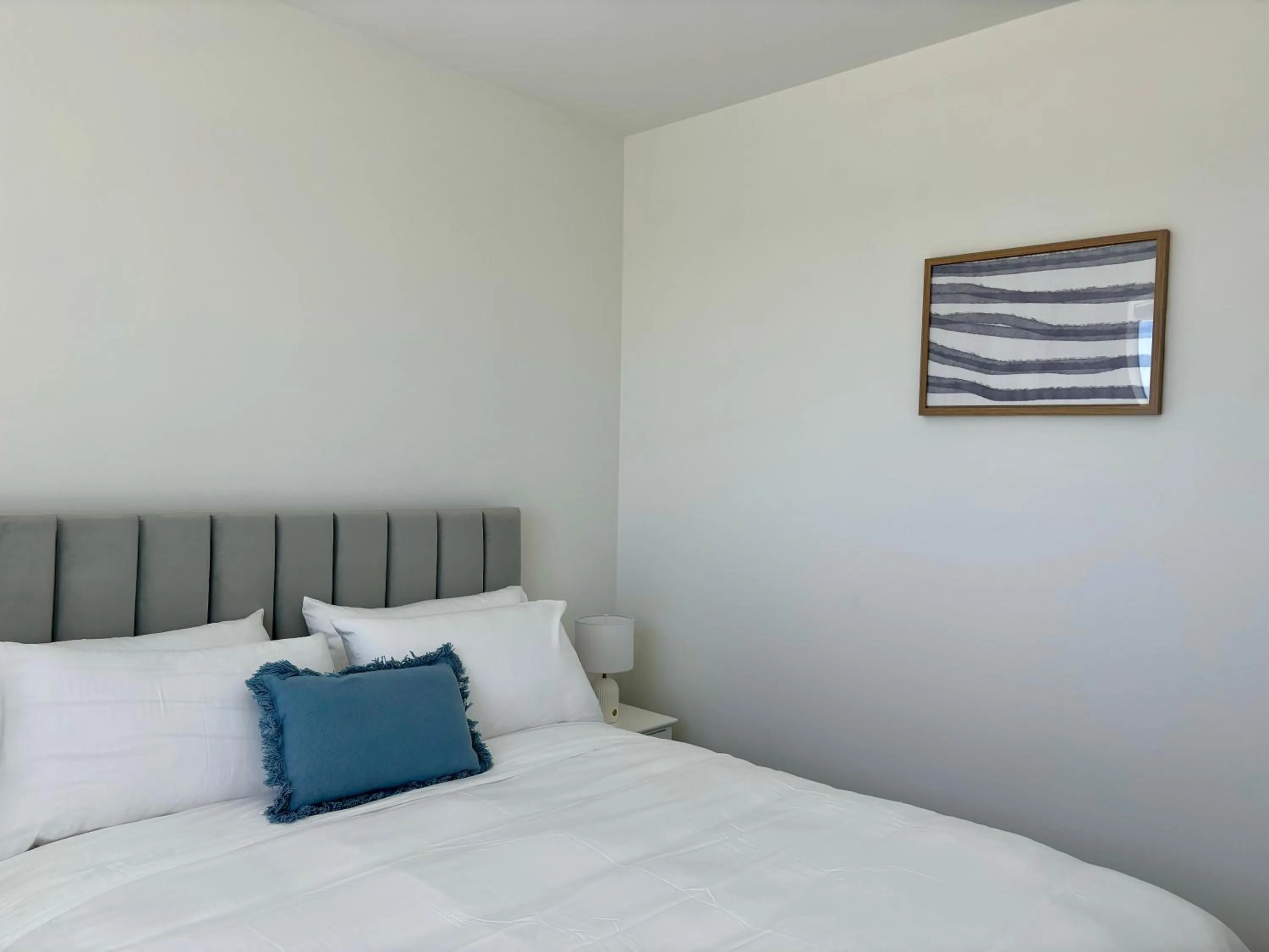 Bed in Skygarden Luxury Condo