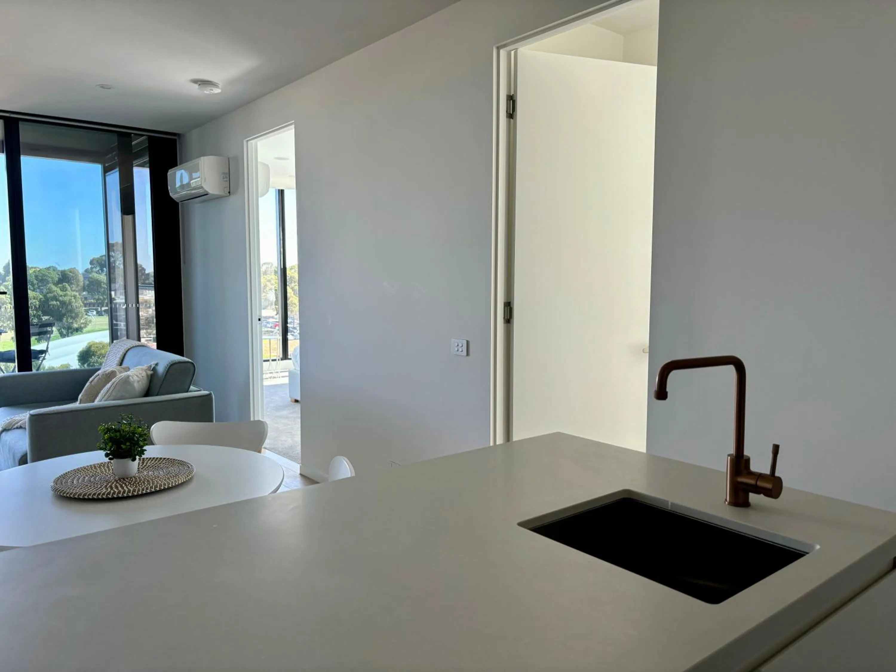 Kitchen or kitchenette in Skygarden Luxury Condo