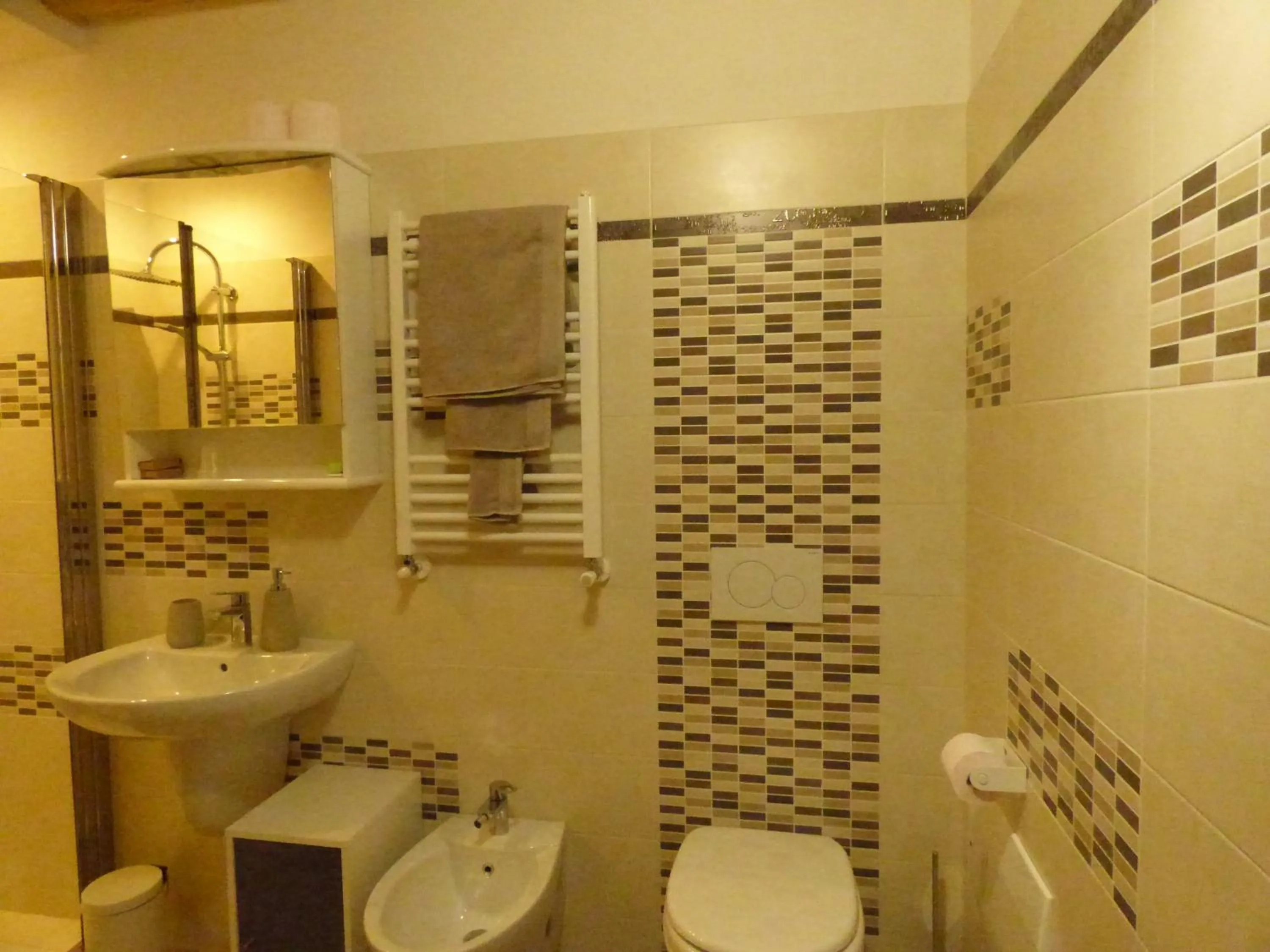 NICOLE DONEY LOCAZIONE TURISTICA