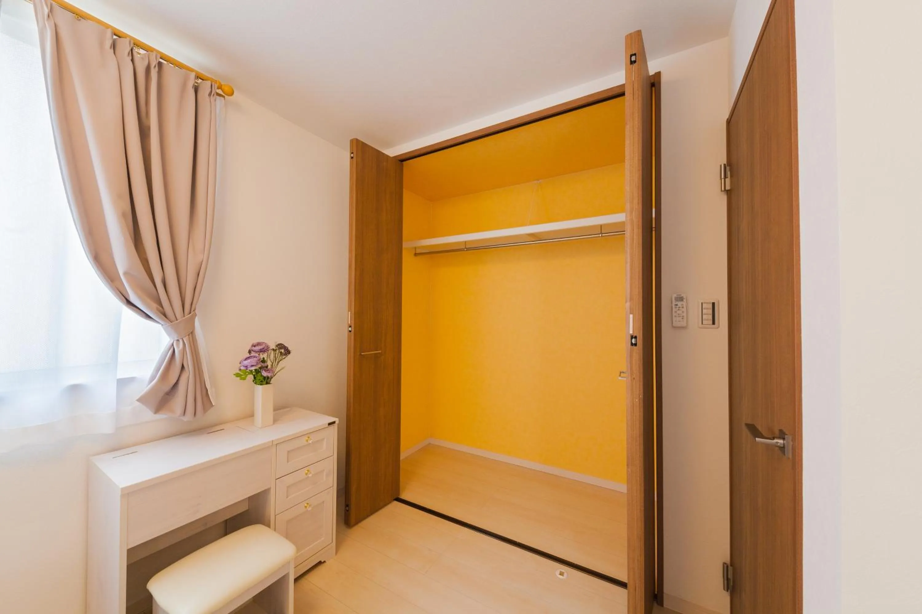 Bed in Prestige Suites Osaka Kishinosato-Tamade