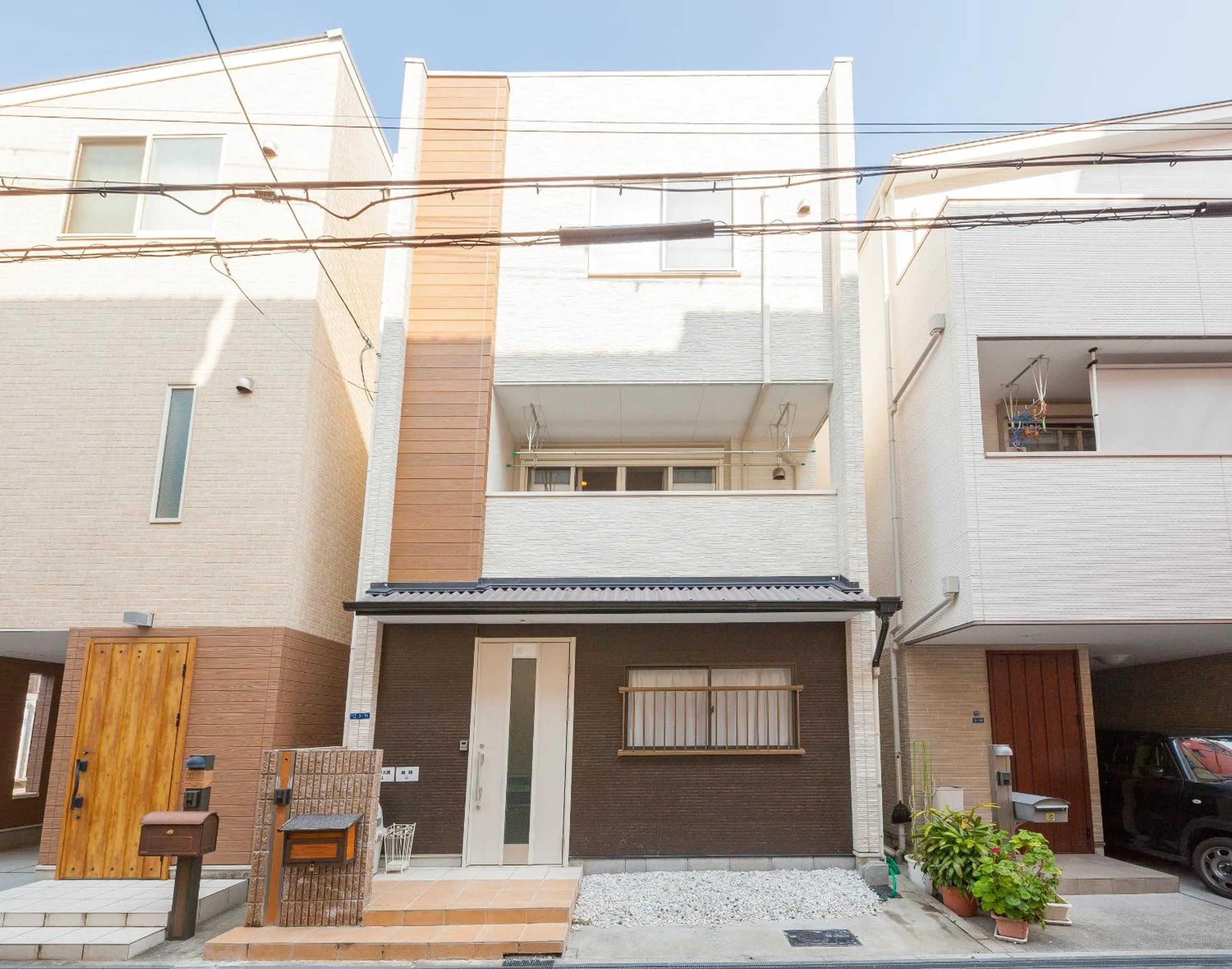 Facade/entrance in Prestige Suites Osaka Kishinosato-Tamade