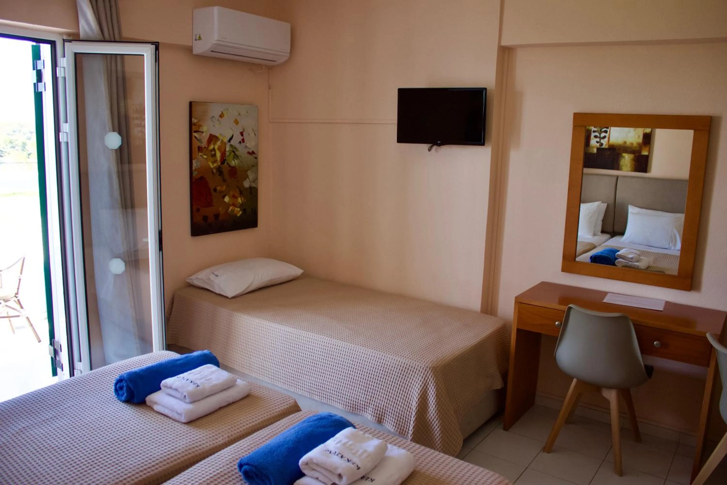 Bedroom, Bed in Kekatos Studios