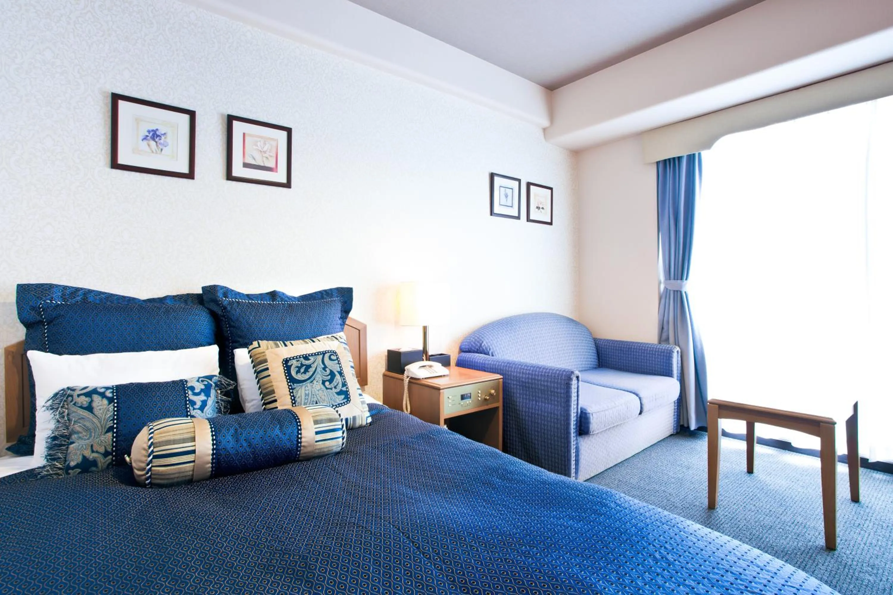 Photo of the whole room, Bed in Hotel Villa Kuretake