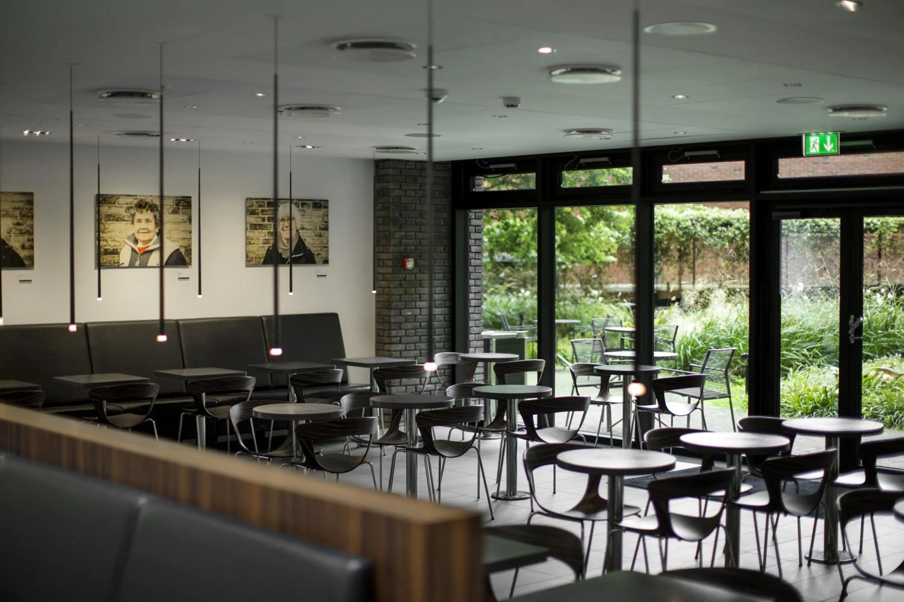 Restaurant/places to eat in Wakeup Copenhagen - Borgergade