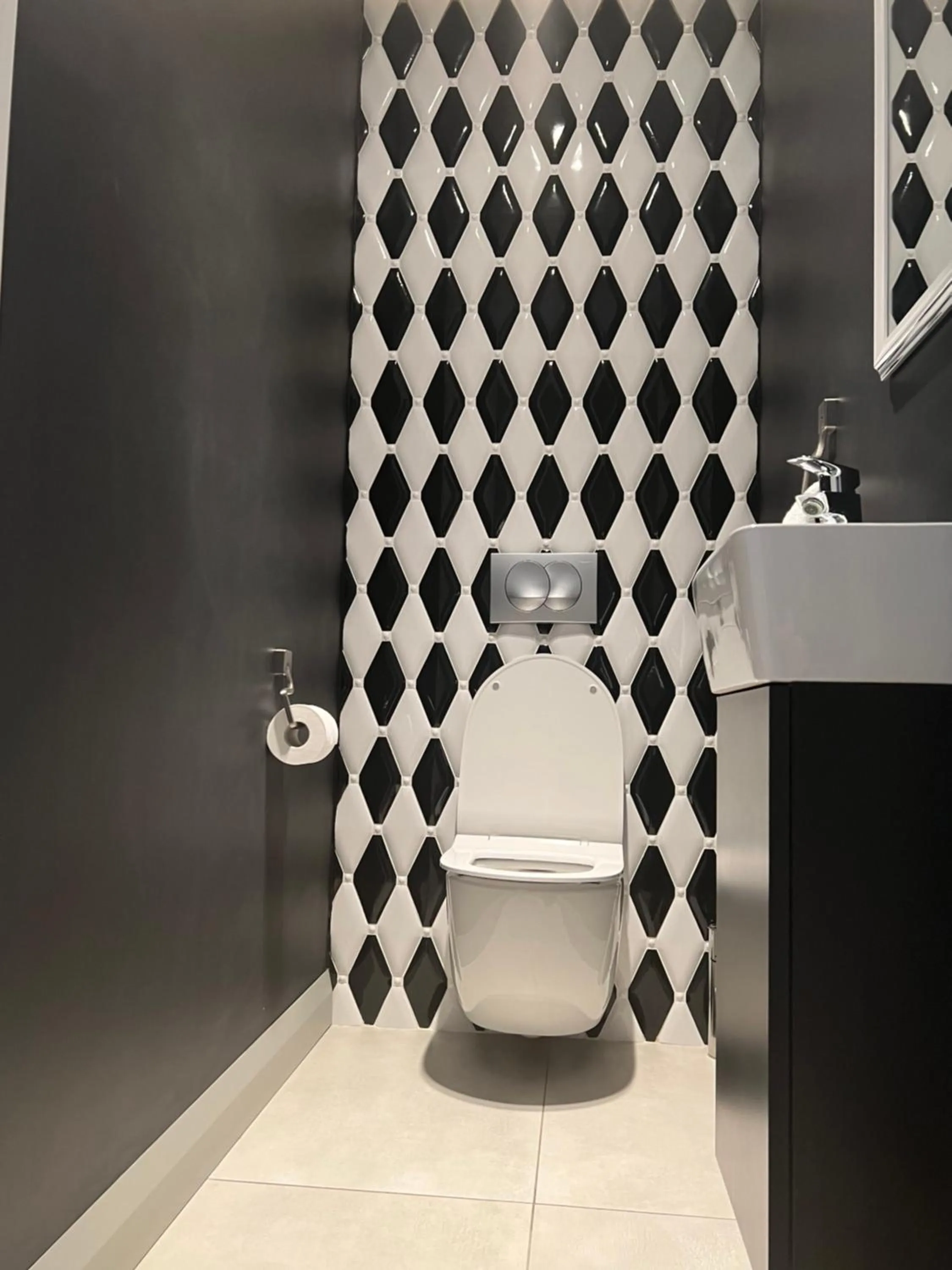 Bathroom in Platinum Towers Central Apartments