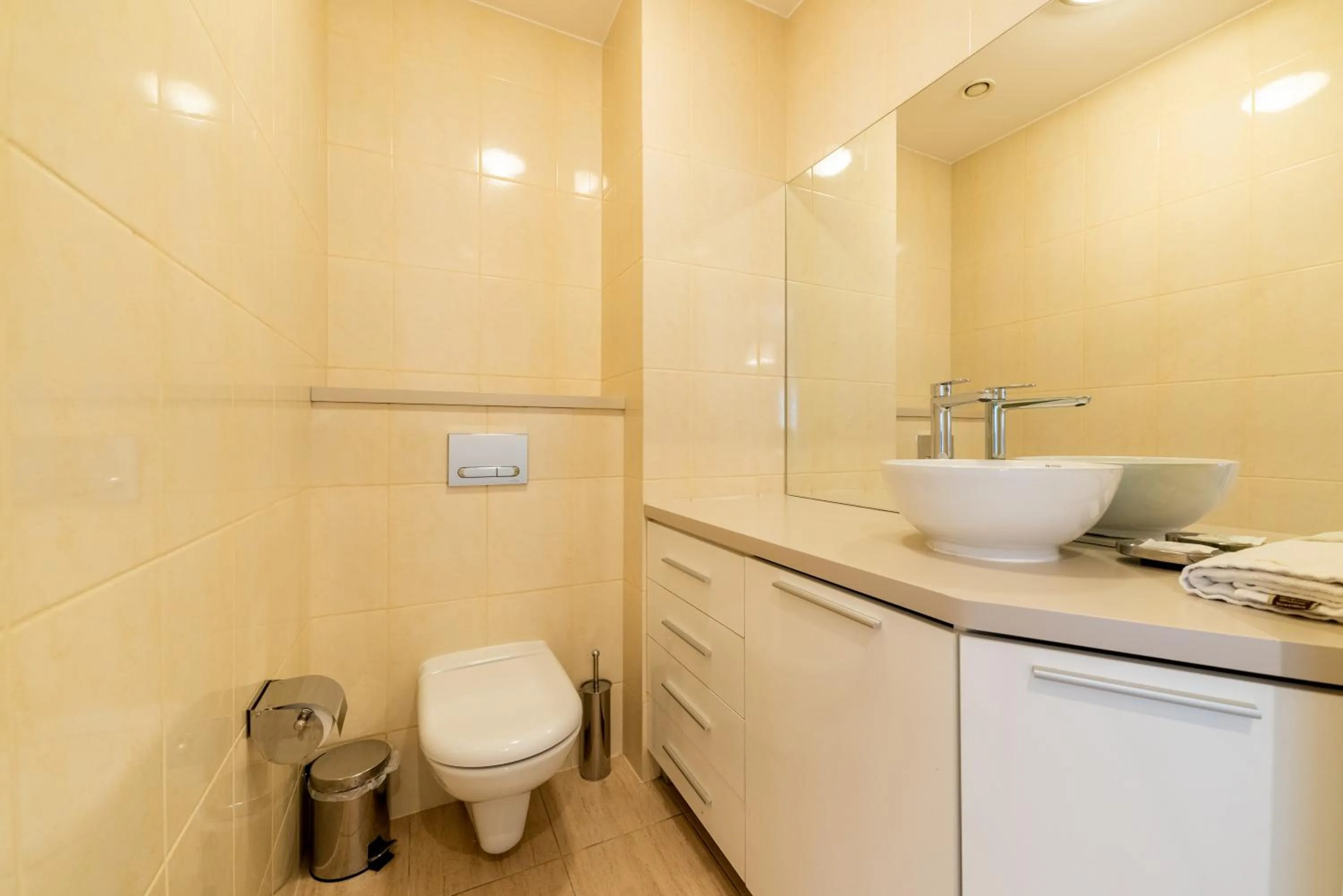 Bathroom in Platinum Towers Central Apartments