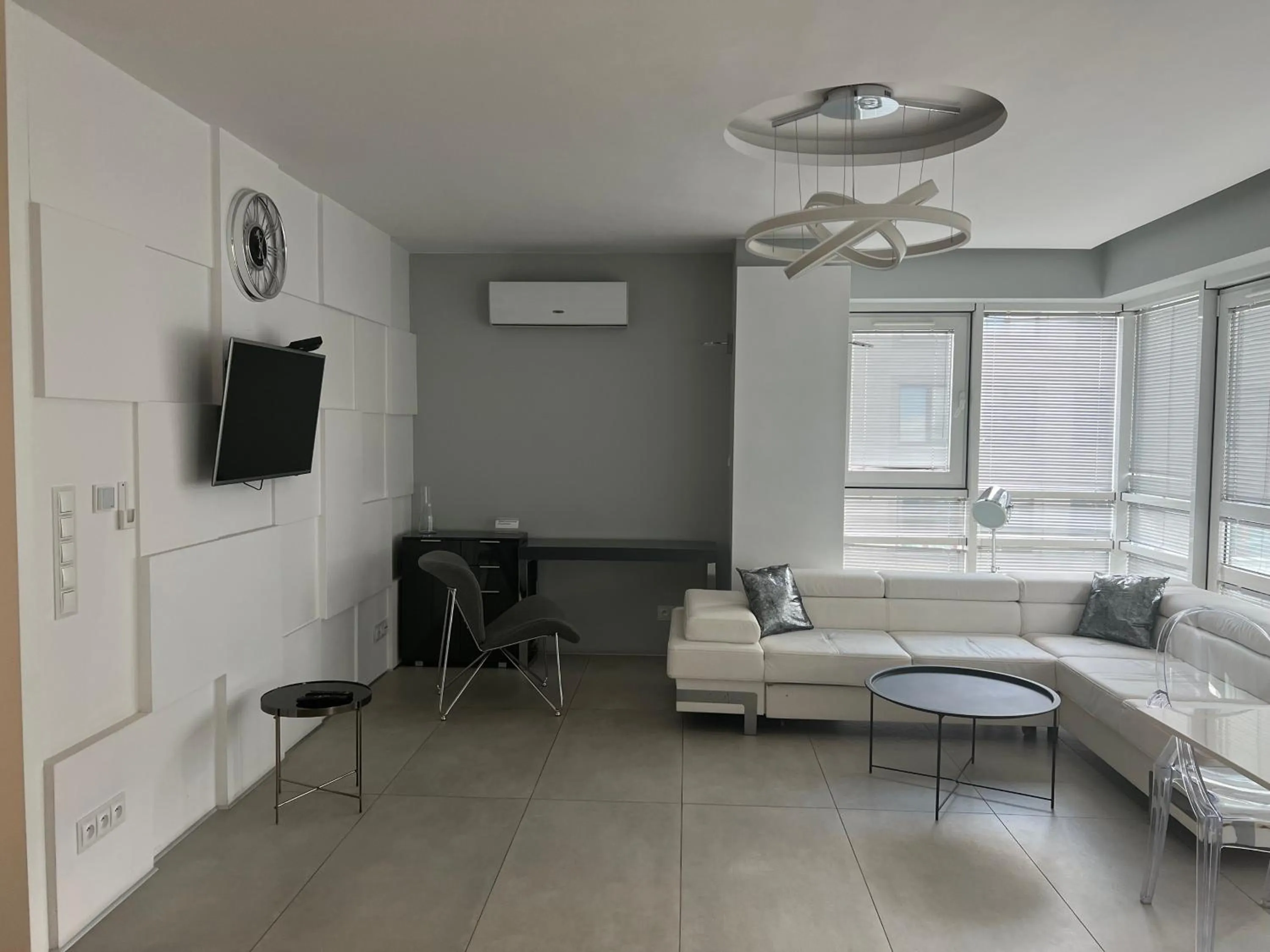 Living room in Platinum Towers Central Apartments