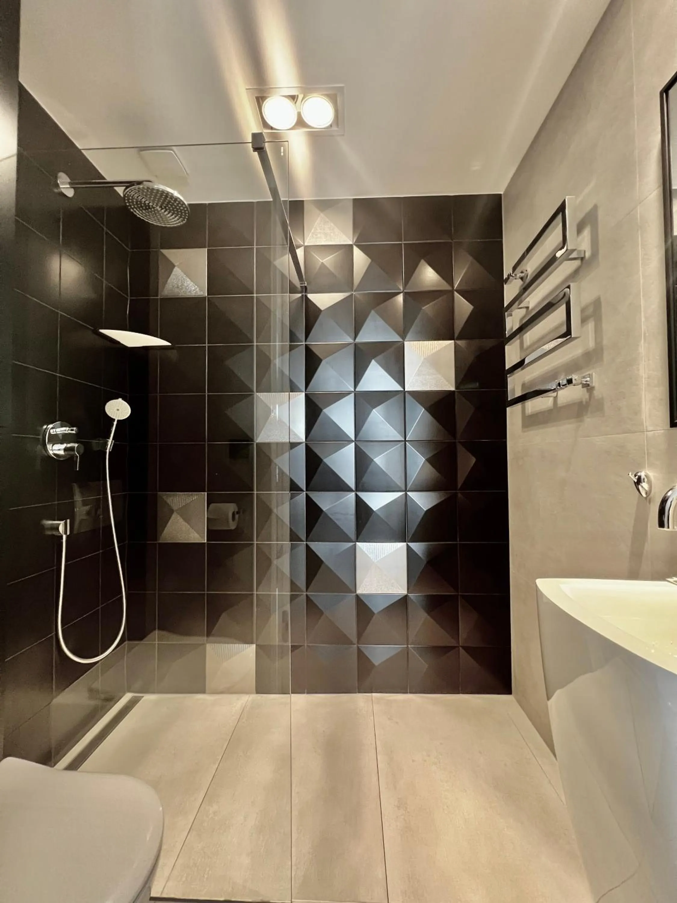 Bathroom in Platinum Towers Central Apartments