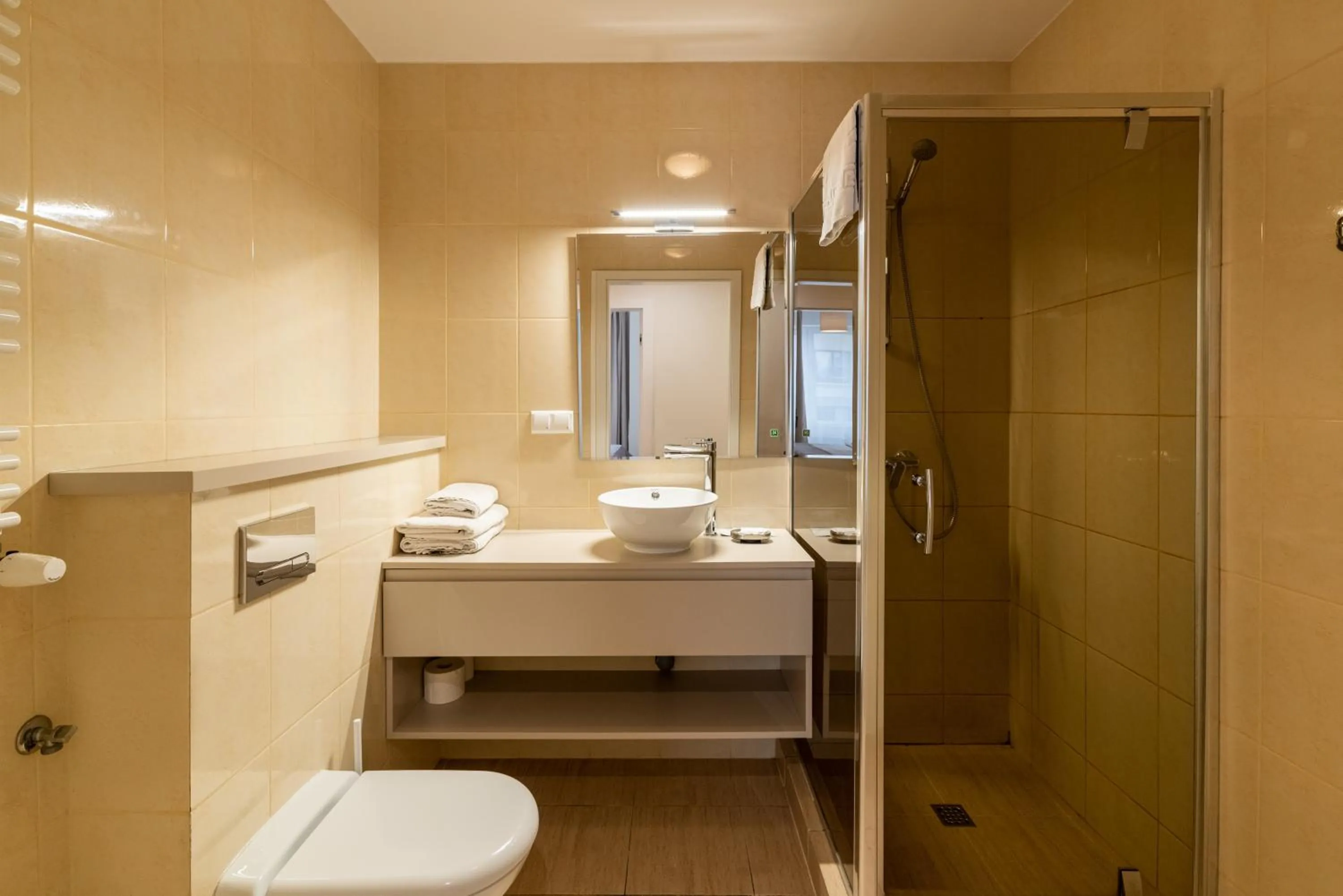 Bathroom in Platinum Towers Central Apartments