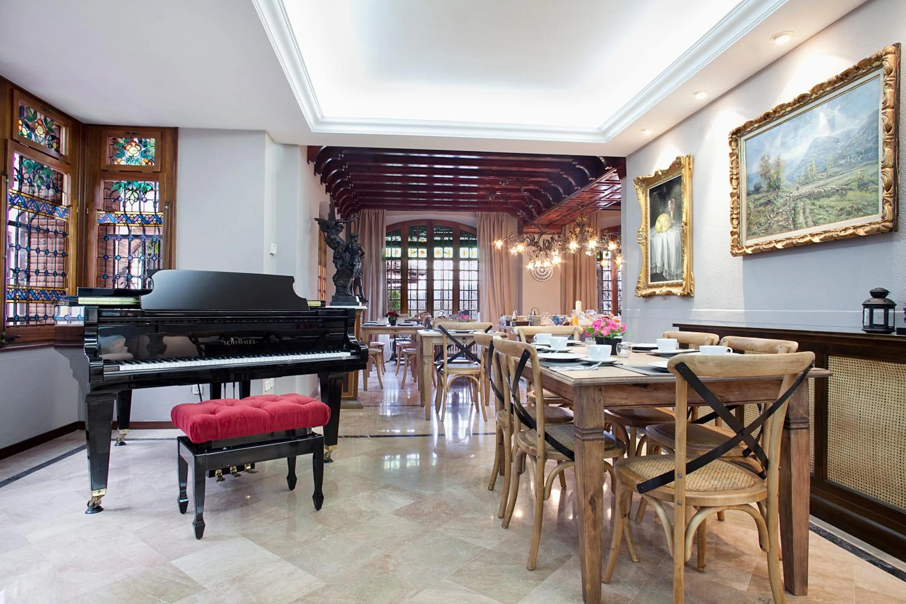 Communal lounge/ TV room in Can Borrell