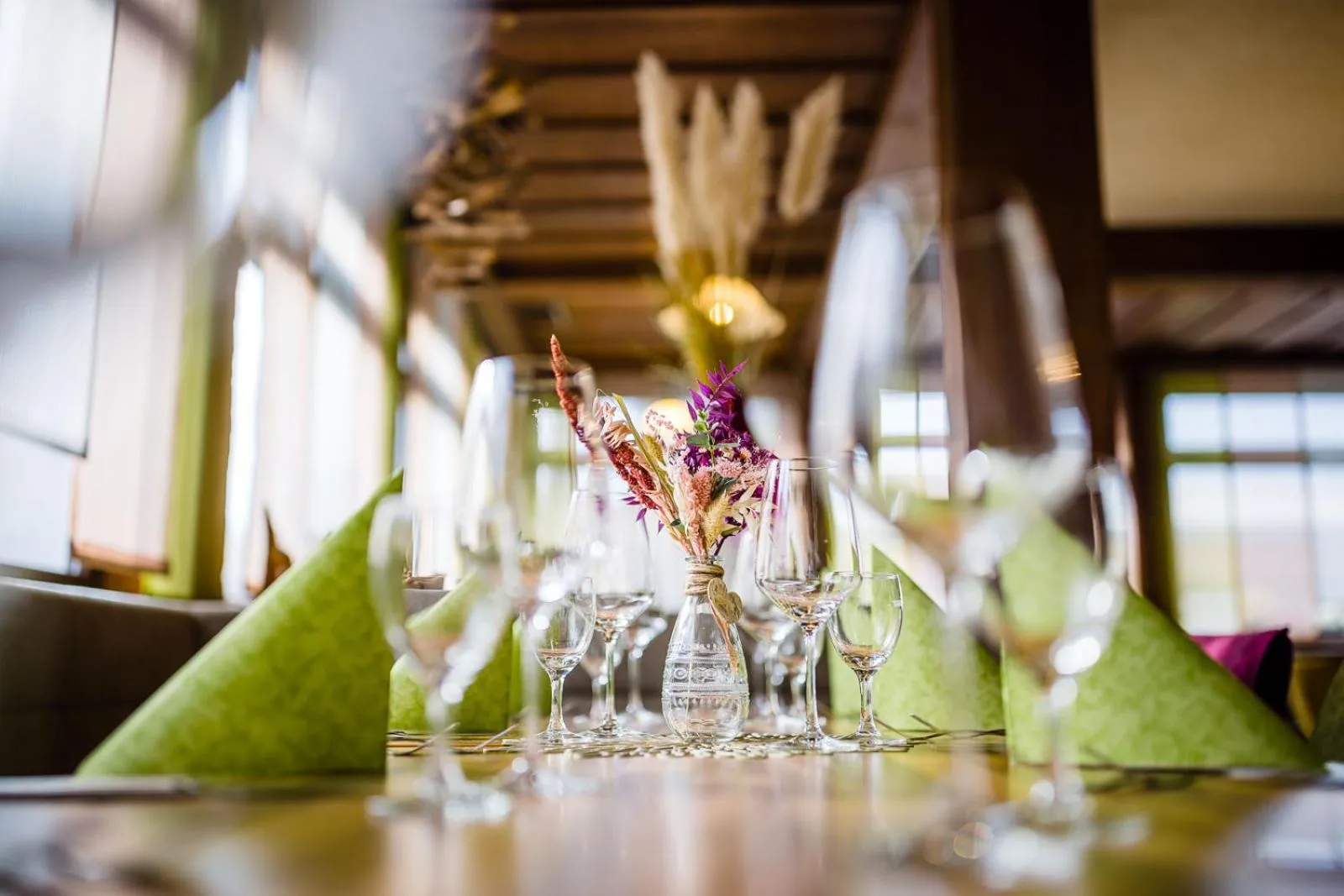 Restaurant/places to eat in Landhotel Küffner