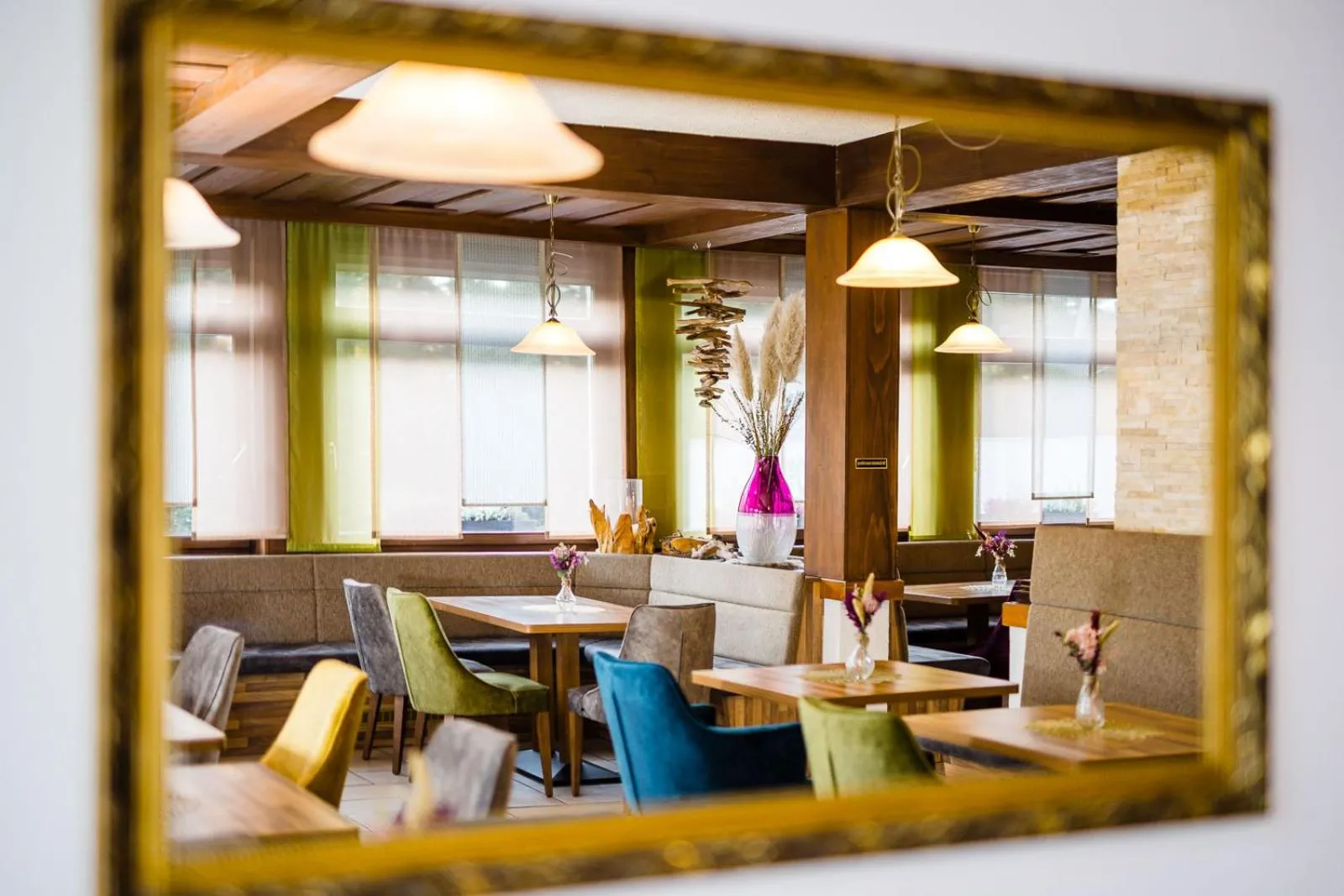 Restaurant/places to eat in Landhotel Küffner