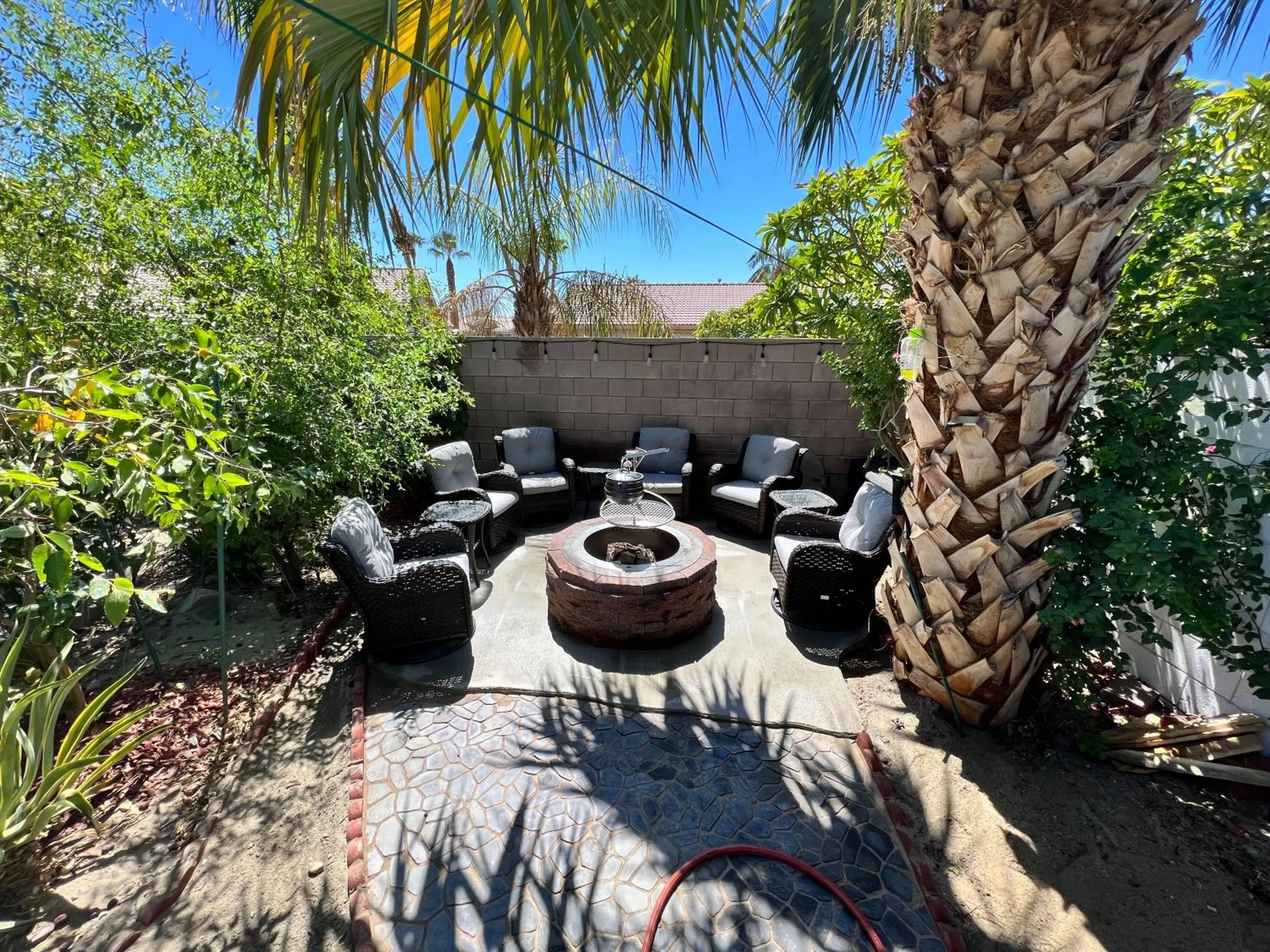 Patio in 3 bedroom house with Private Pool, Spa&Golf Course!