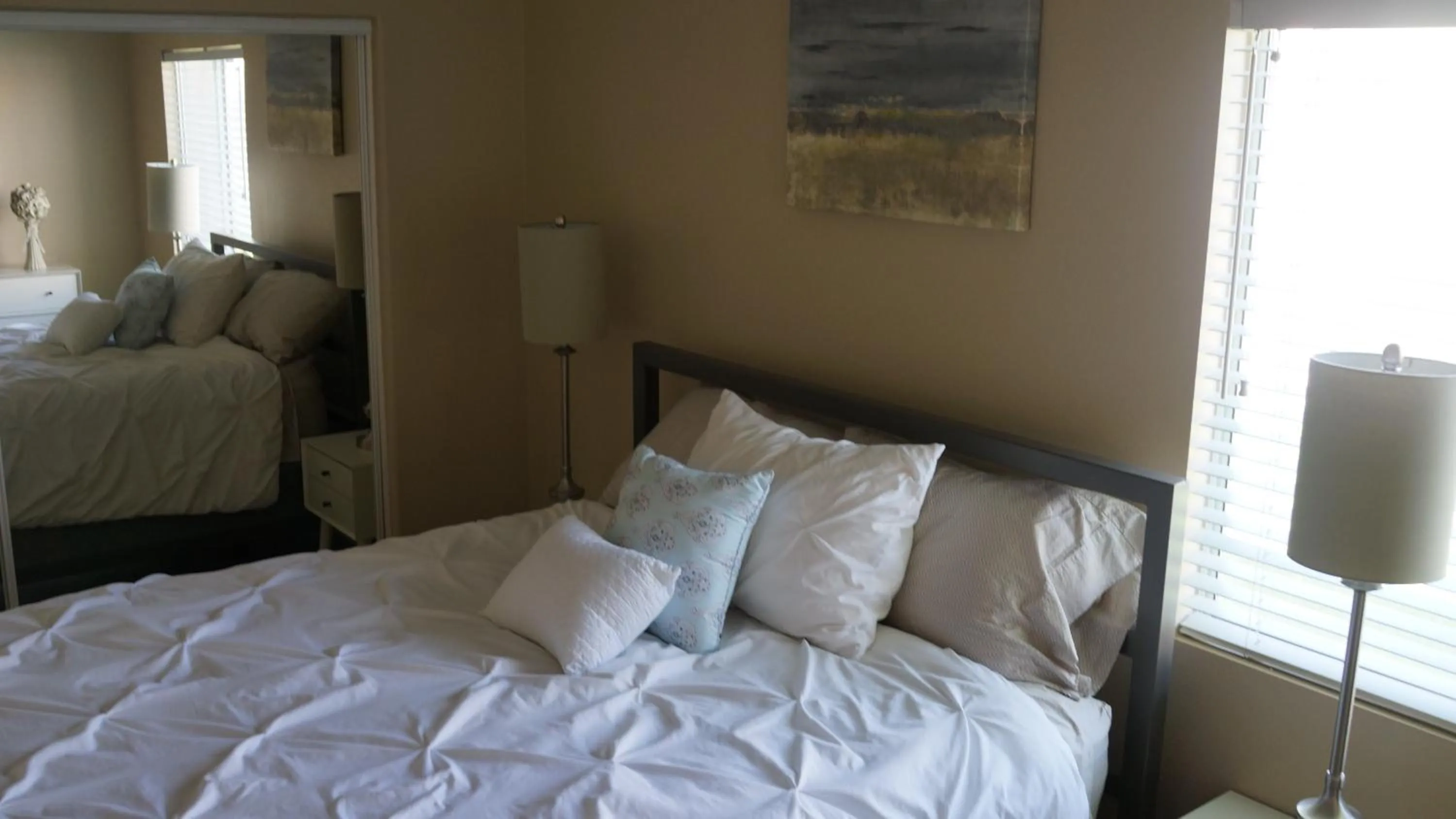 Bedroom, Bed in 3 bedroom house with Private Pool, Spa&Golf Course!