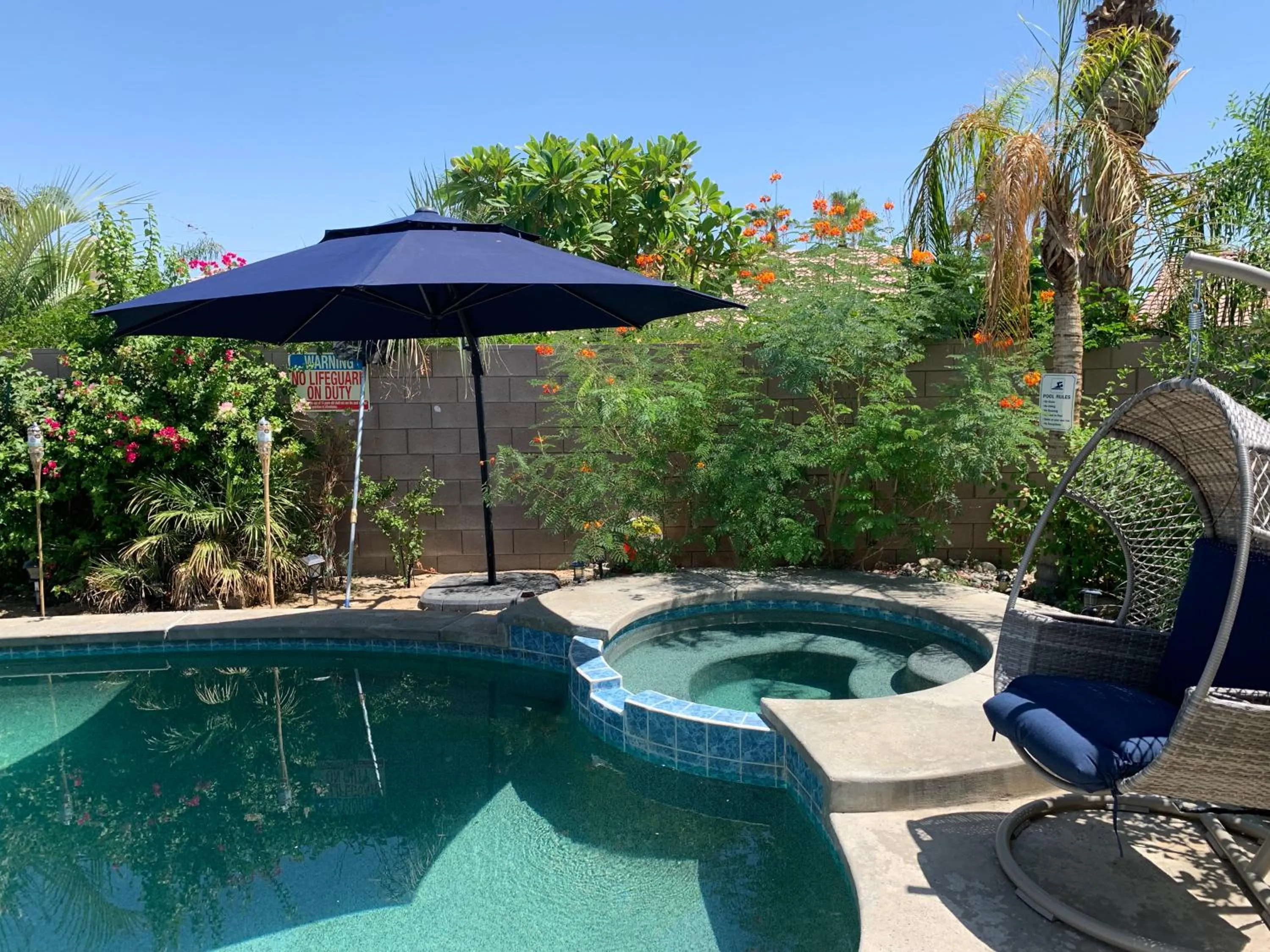 Pool view in 3 bedroom house with Private Pool, Spa&Golf Course!