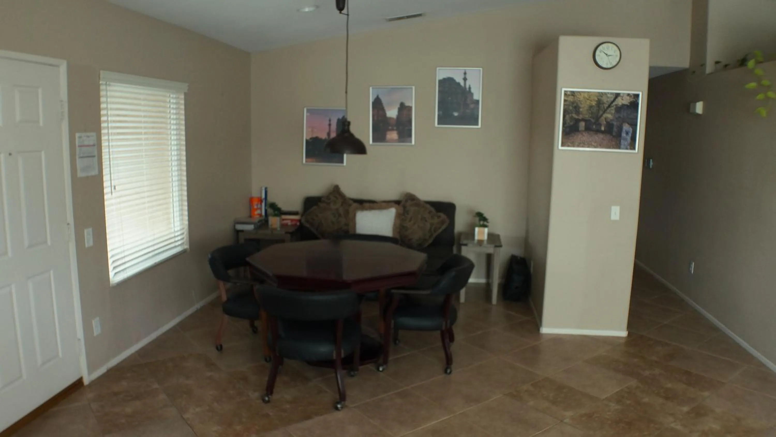 Living room in 3 bedroom house with Private Pool, Spa&Golf Course!