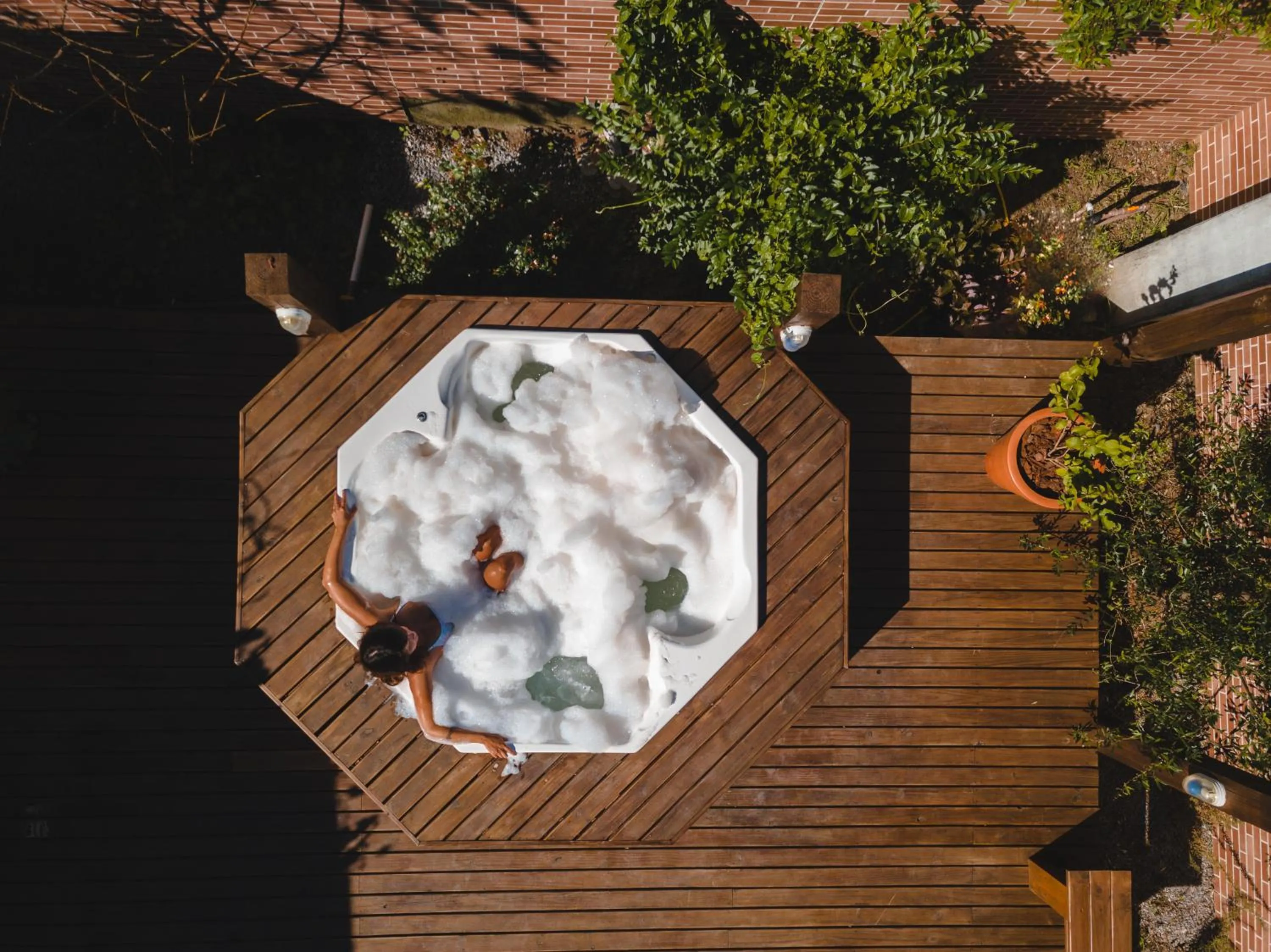 Hot Tub in Hotel Ferrugem Eco Village