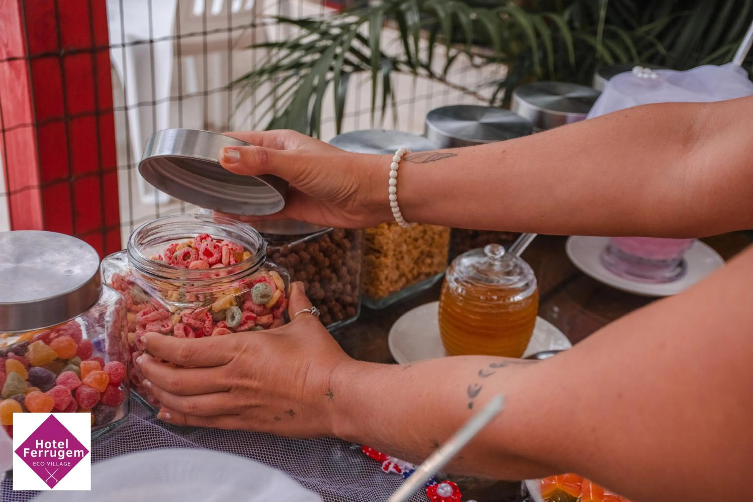 Breakfast in Hotel Ferrugem Eco Village