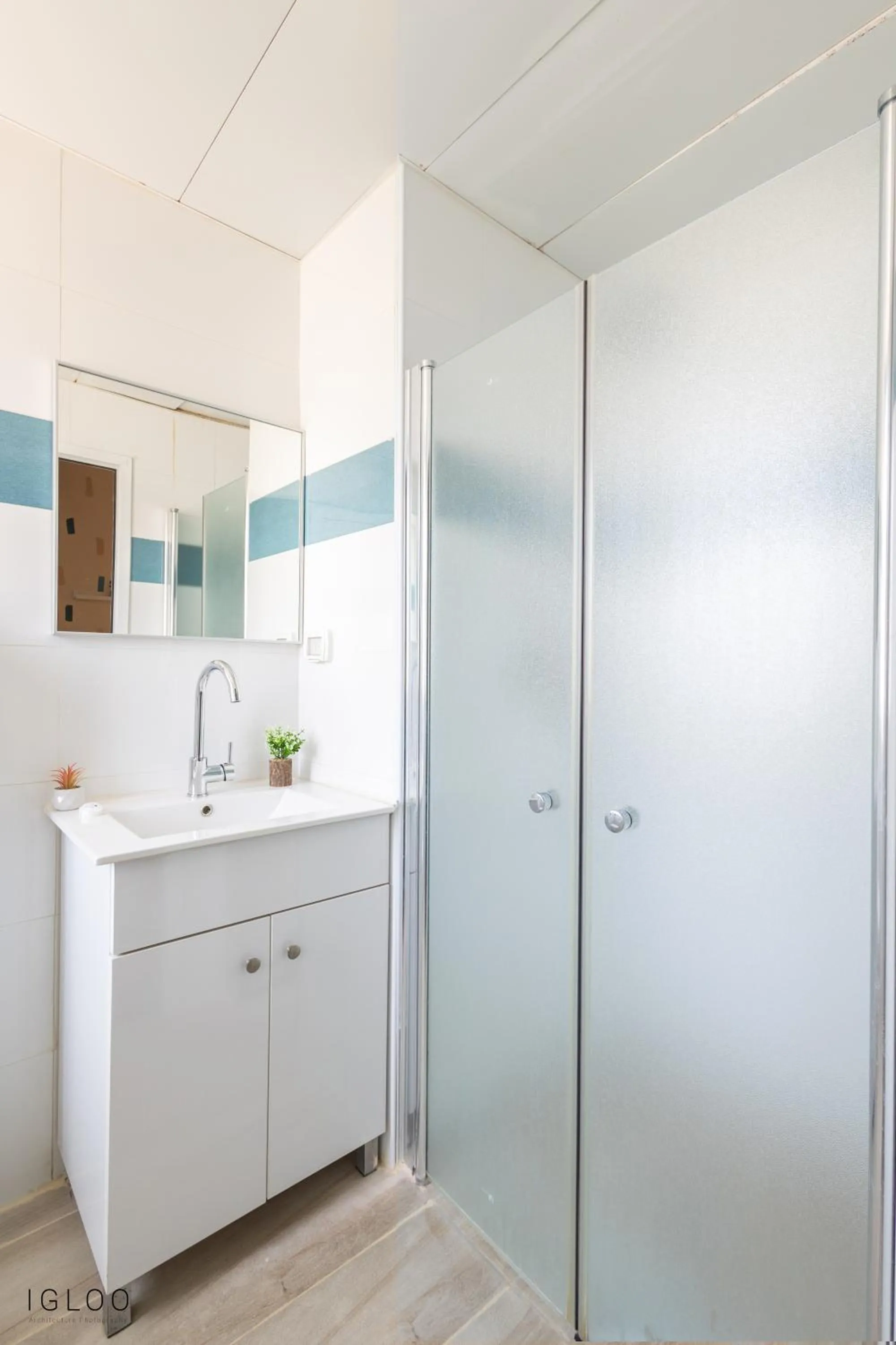 Bathroom in Domus Bat Galim Hotel