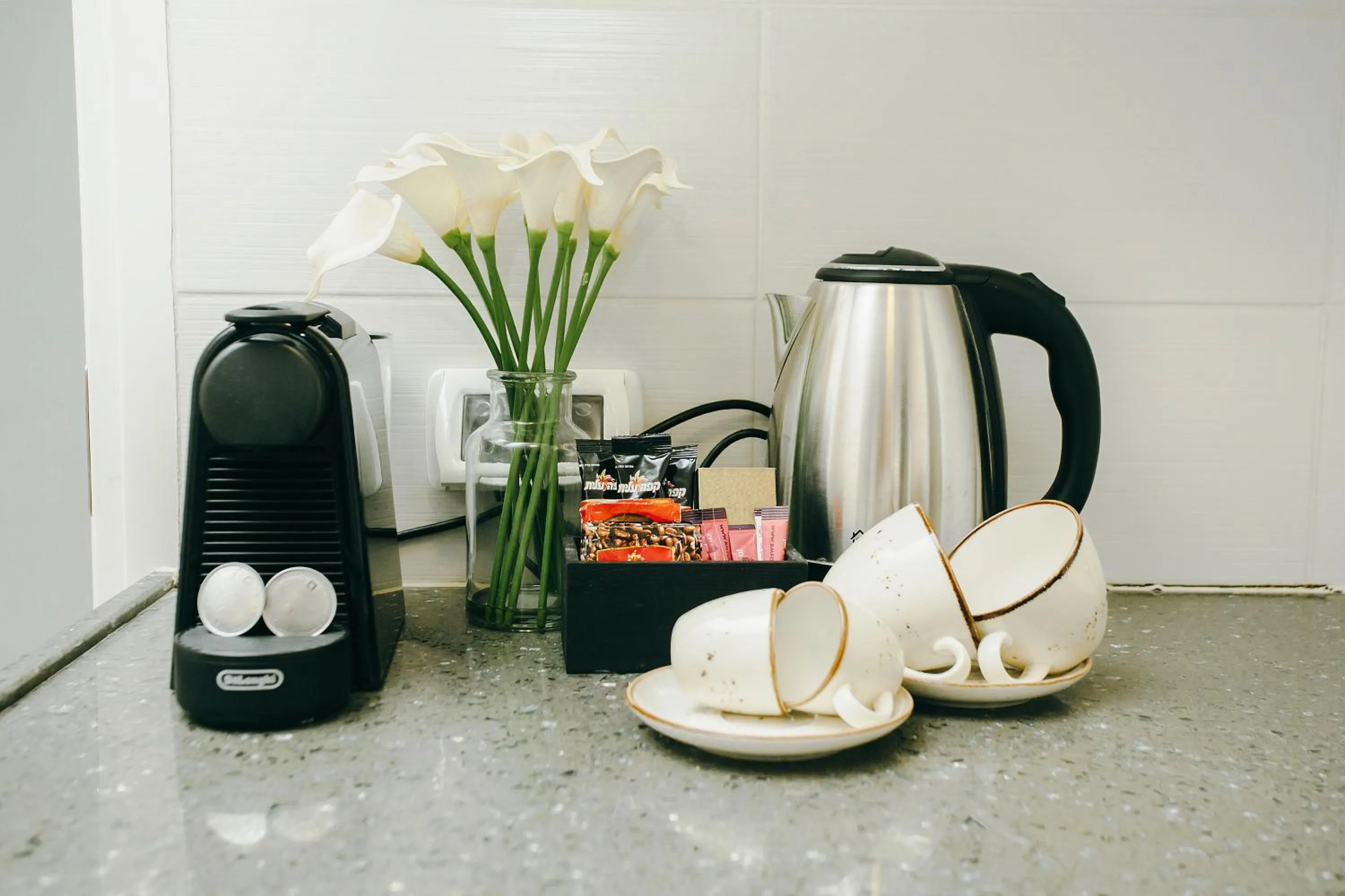 Coffee/tea facilities in Domus Bat Galim Hotel