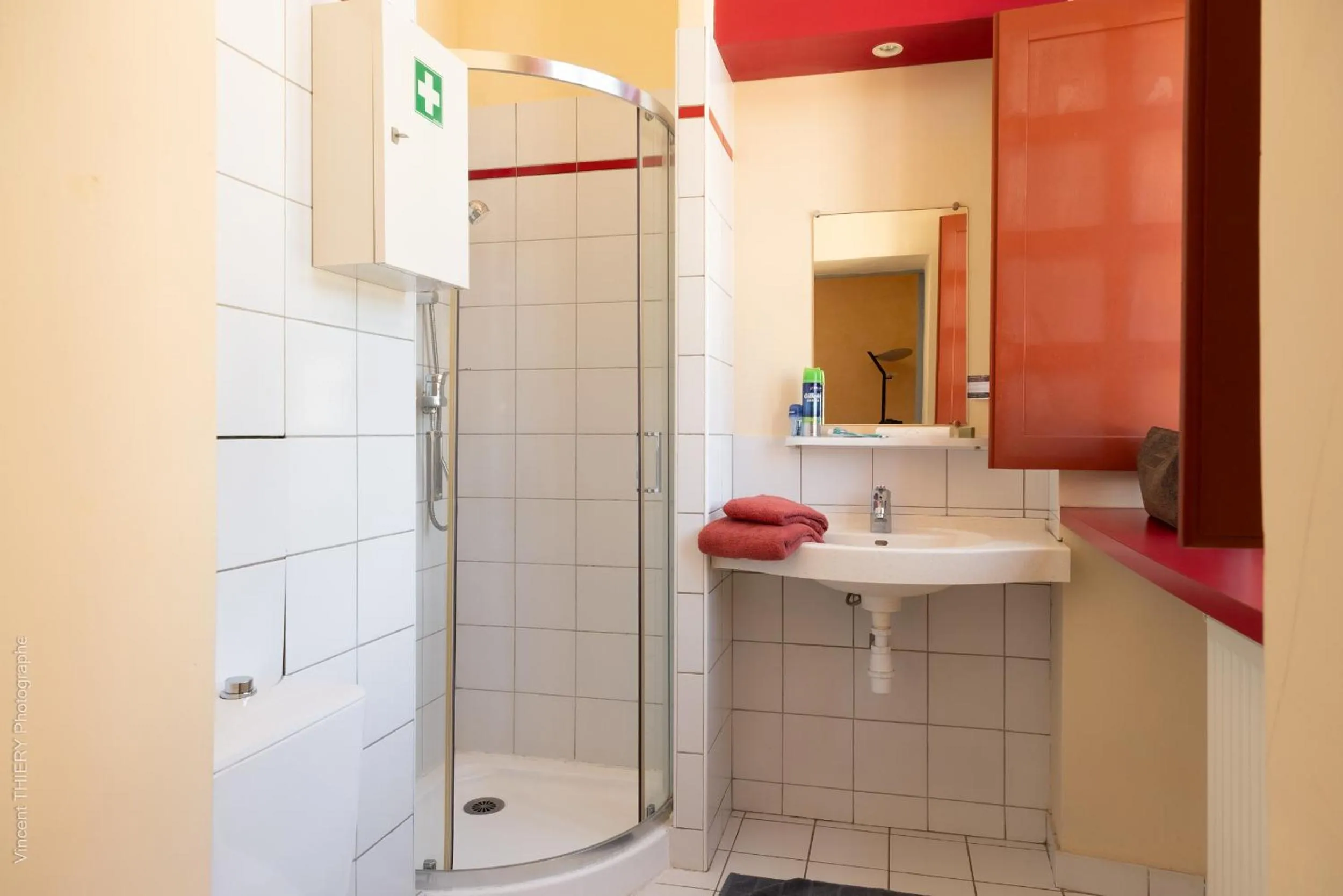 Toilet in Le Pavillon des Officiers