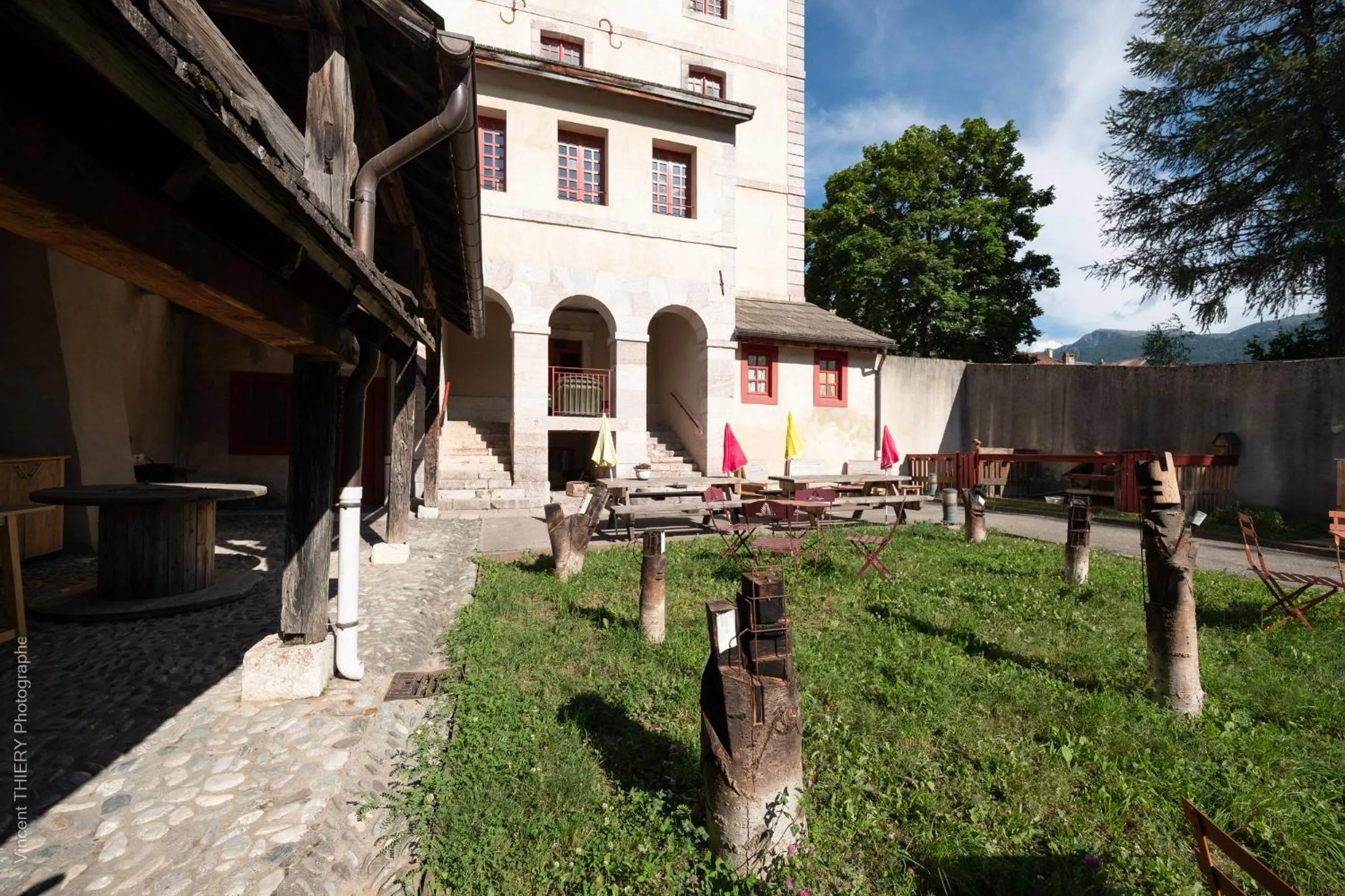 Property building in Le Pavillon des Officiers